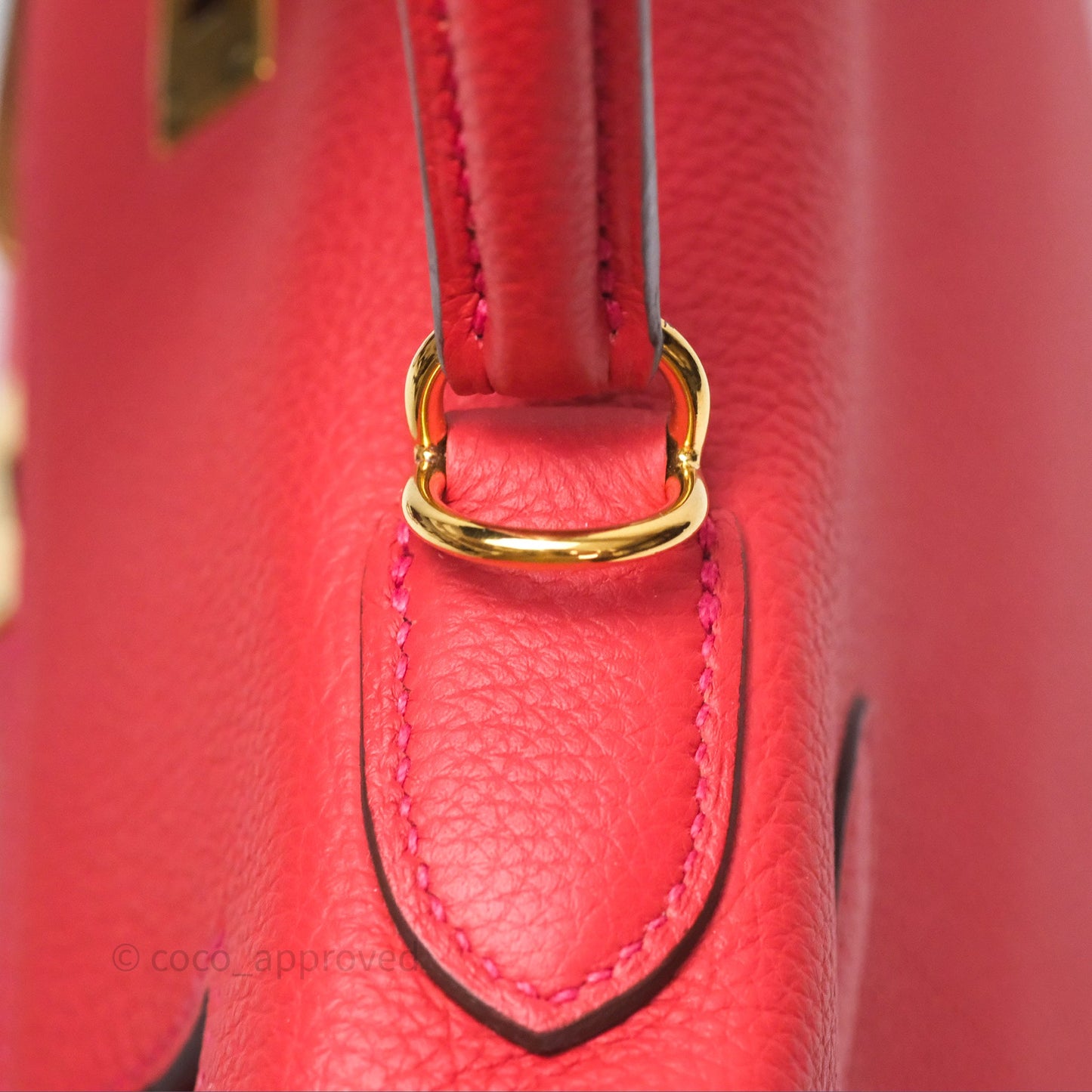 Hermès Kelly 28 Retourne Geranium D5 Togo Gold Hardware