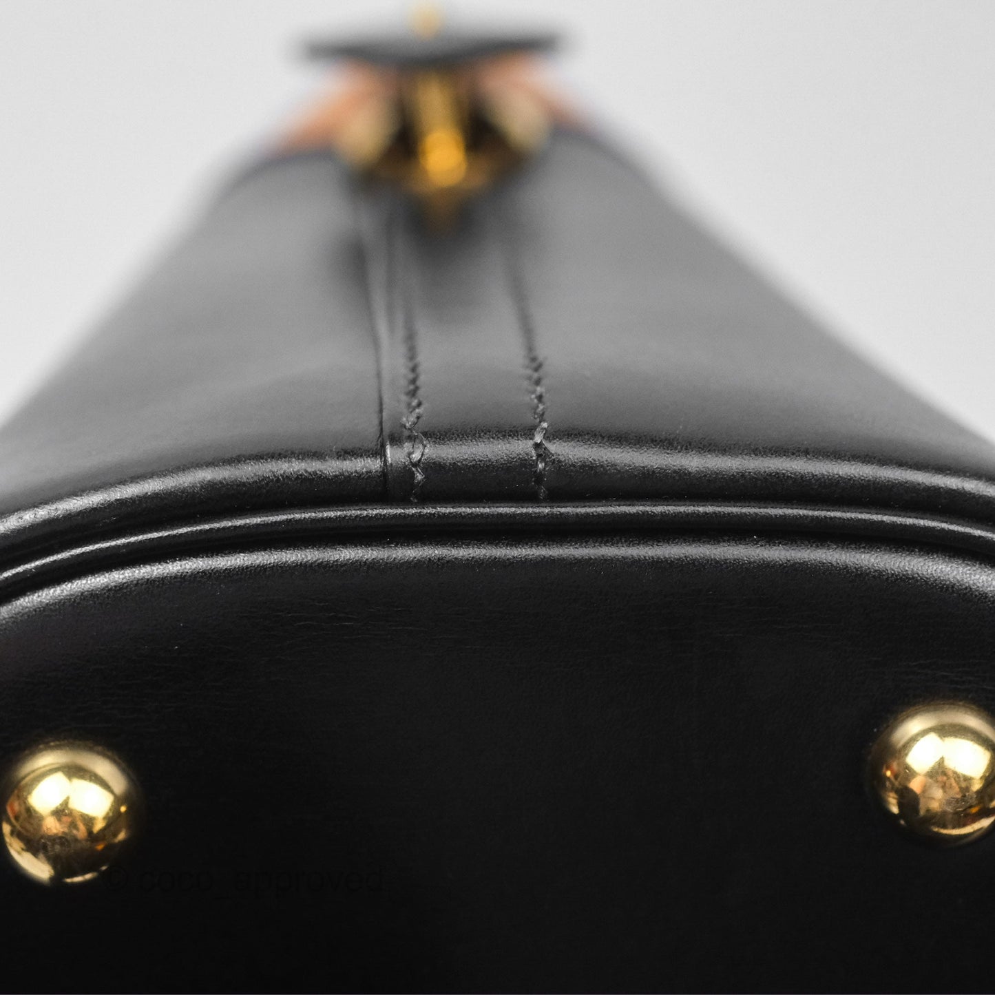 Hermès Bolide 31 Noir 89 / Natural Box Leather Gold Hardware