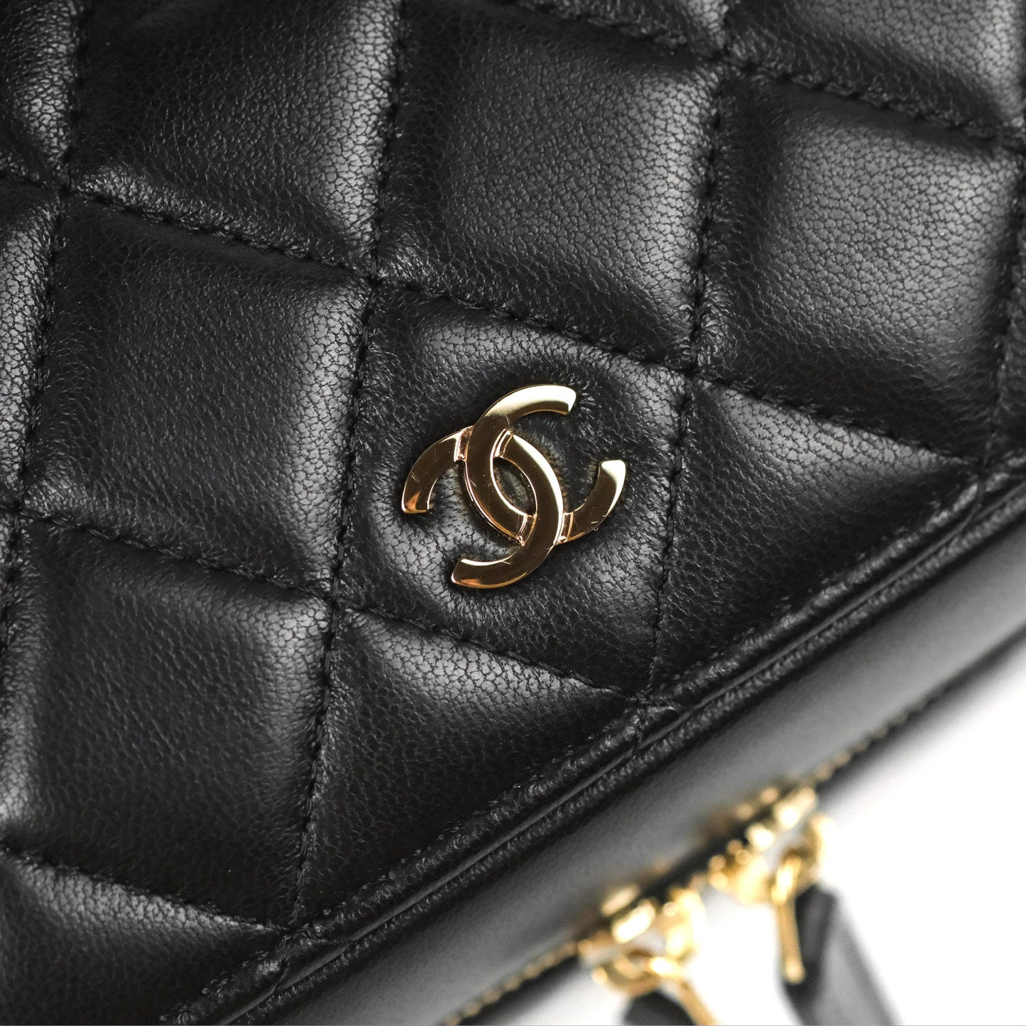 Chanel Classic Cosmetic Vanity Pouch Quilted Black Lambskin Gold Hardware