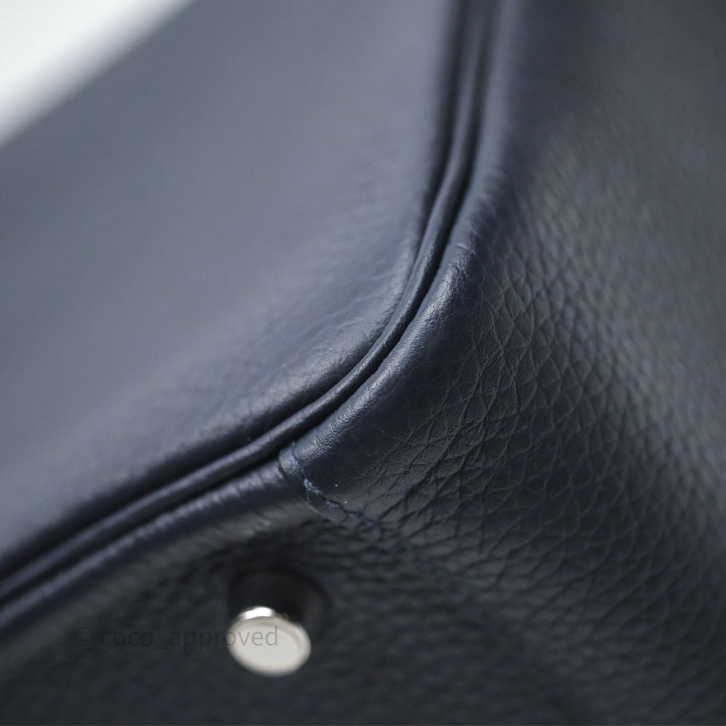 Hermès Lindy 26 Bleu Nuit 2Z Taurillon Clemence Palladium Hardware