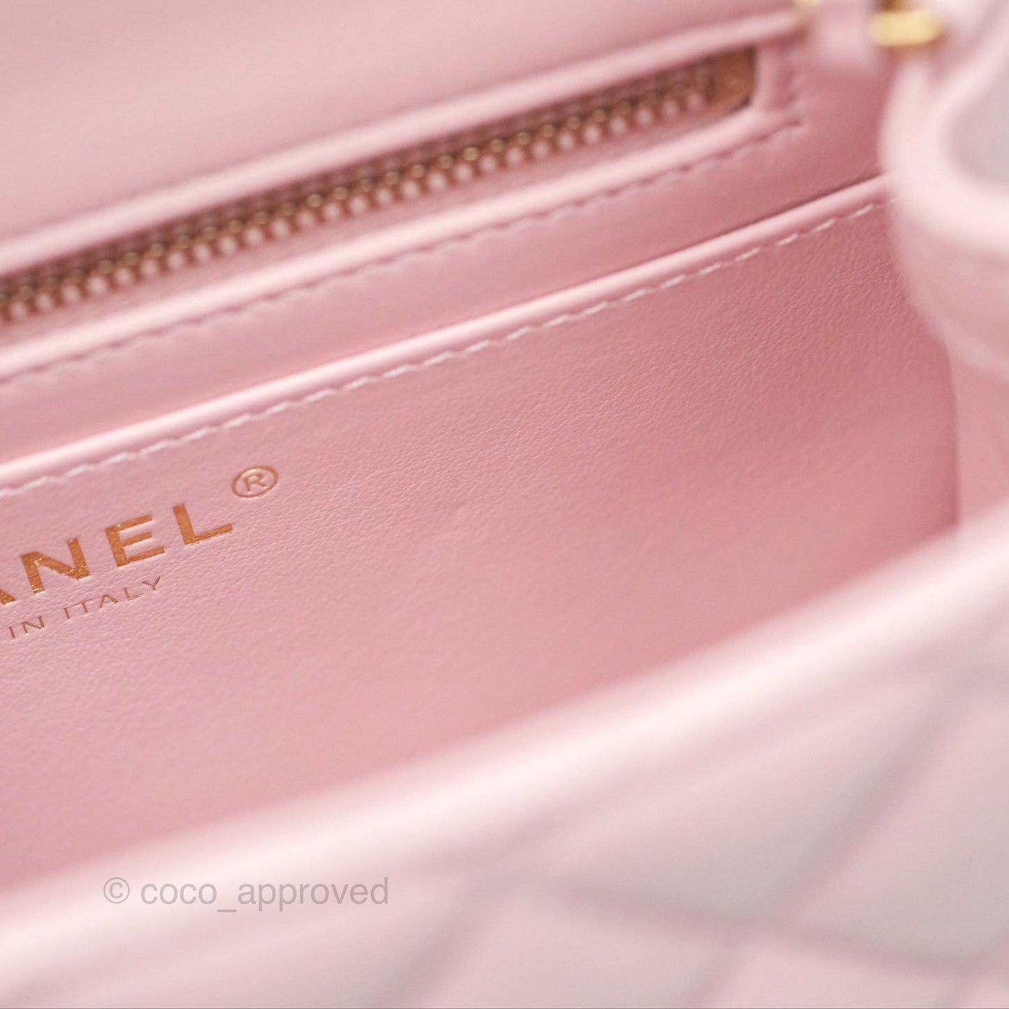 Chanel Quilted Classic Zip Card Holder Wallet Pink Caviar Gold Hardware