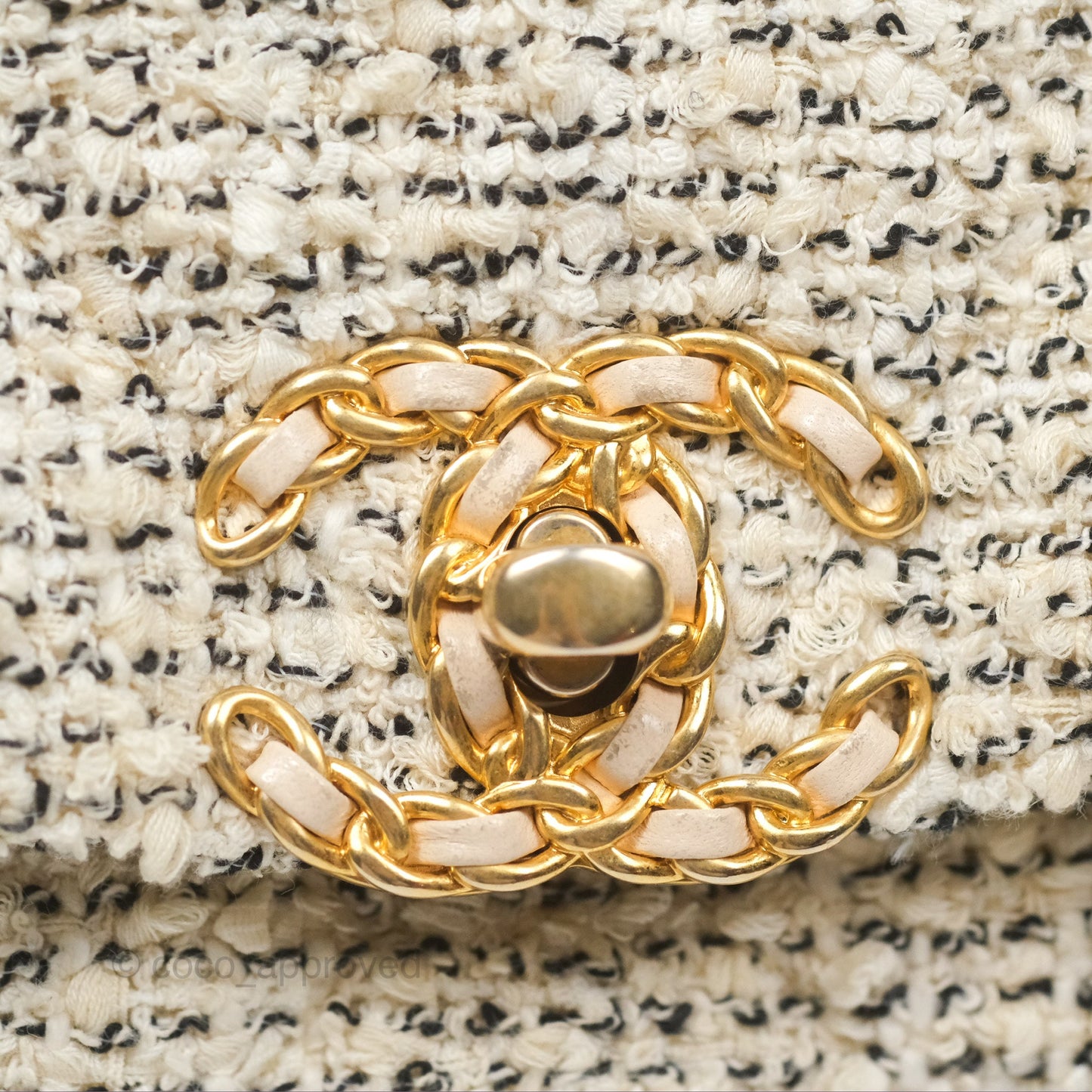 Chanel 19 Small Tweed Oreo Cream Mixed Hardware