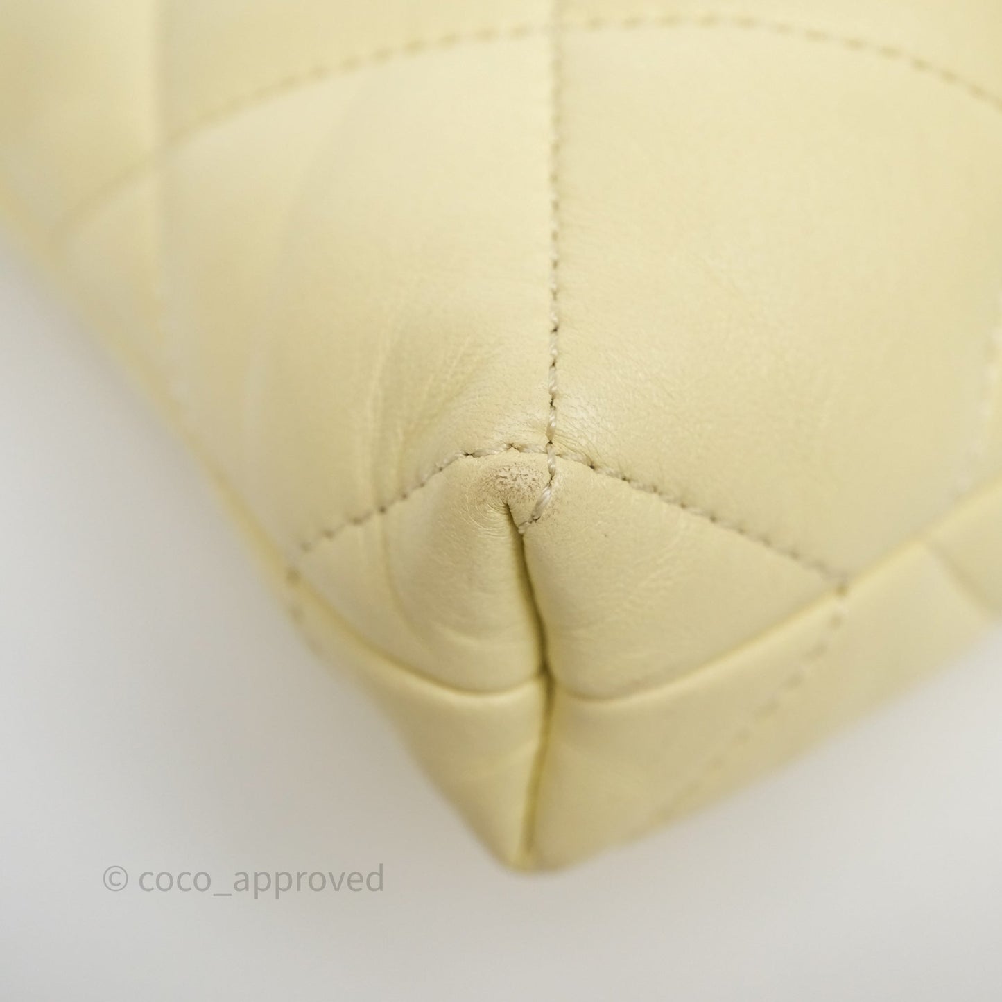 Chanel Large Hobo with Chain Light Yellow Lambskin Aged Gold Hardware 25S
