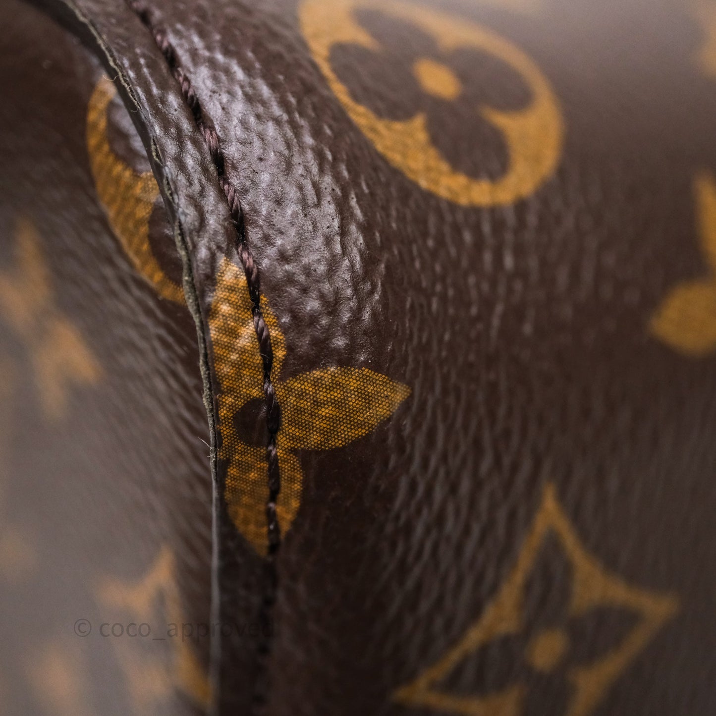 Louis Vuitton NéoNoé MM Black Monogram Canvas