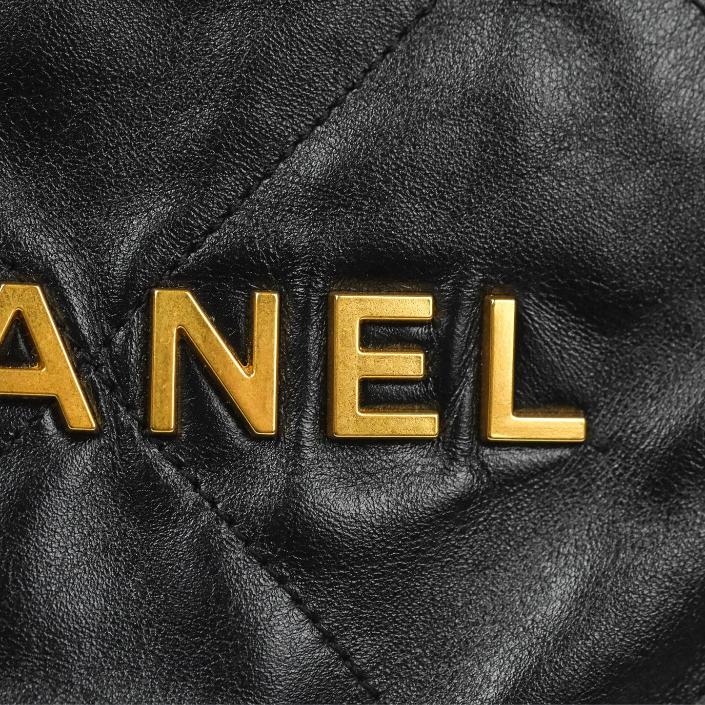 Chanel 22 Medium Black Shiny Calfskin Aged Gold Hardware