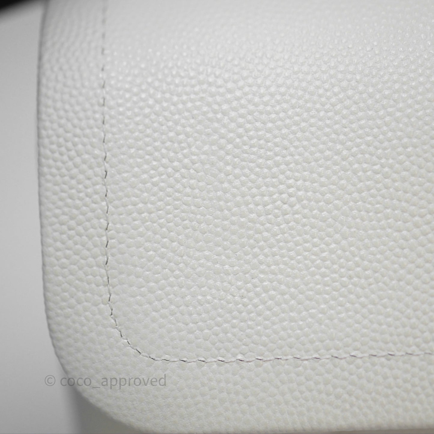 Chanel M/L Medium Classic Flap Quilted White Caviar Gold Hardware
