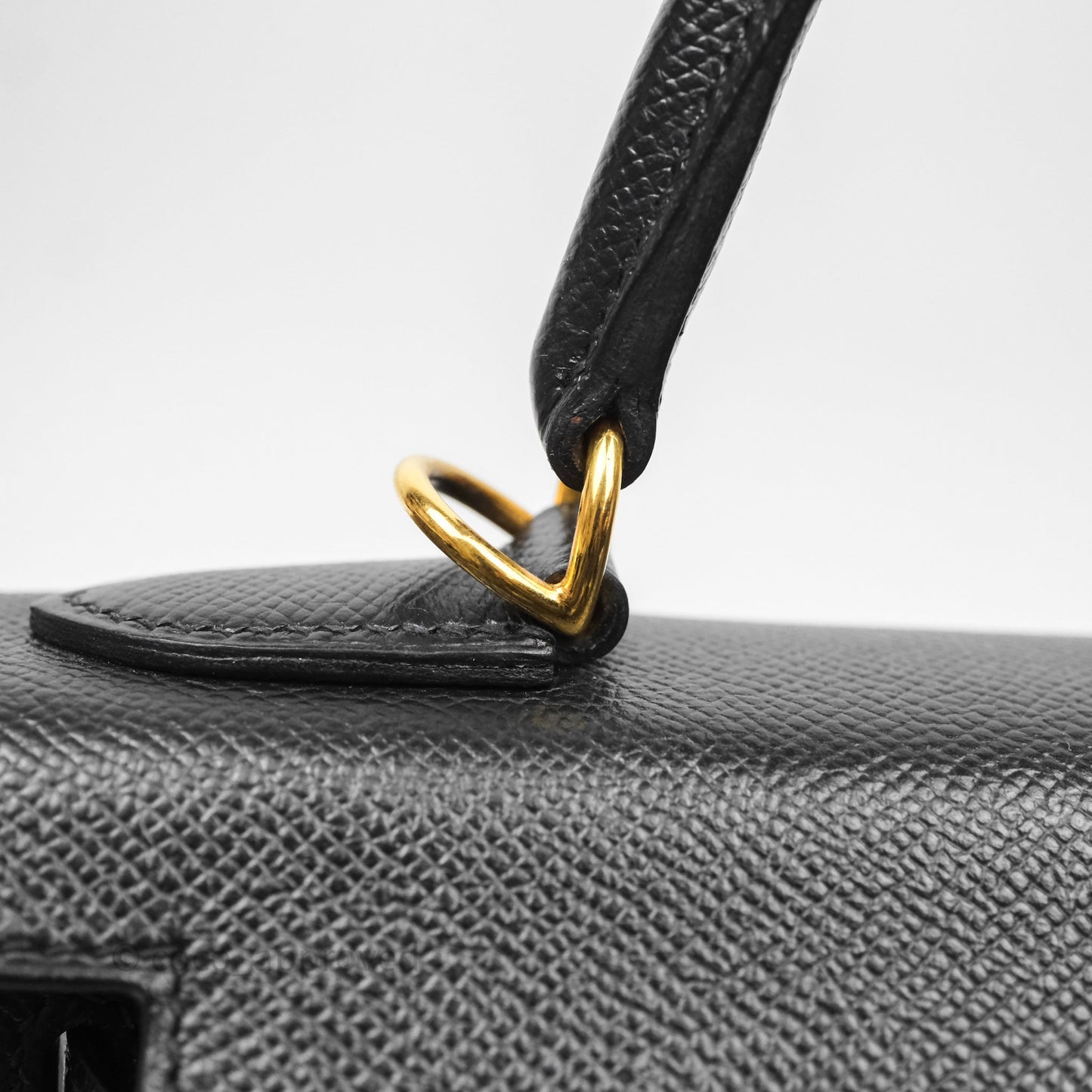 Hermès Kelly 28 Sellier Black Noir 89 Epsom Gold Hardware
