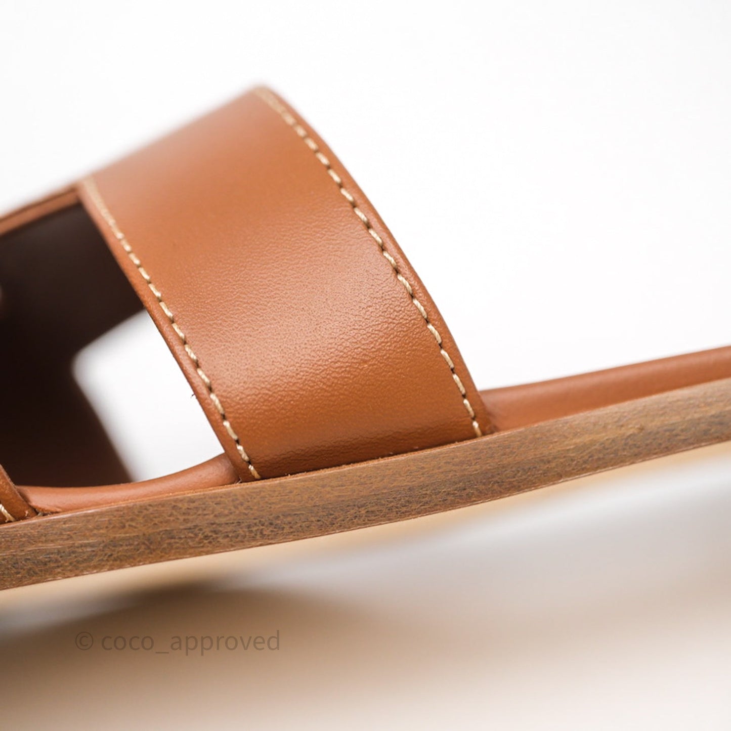 Hermès Oran Sandals Gold Size 36.5