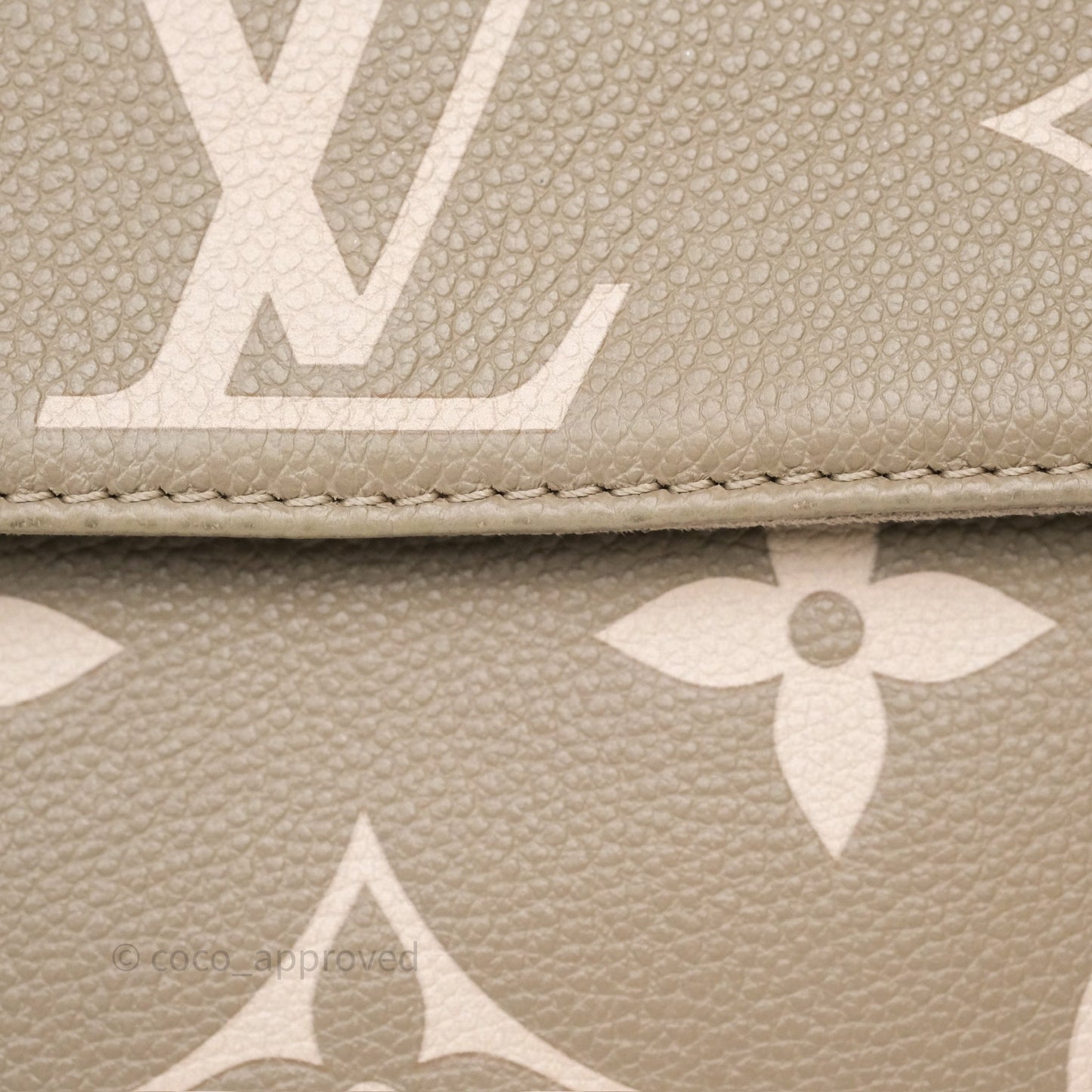 Louis Vuitton Ivy Wallet on Chain Monogram Empreinte Dove/Cream