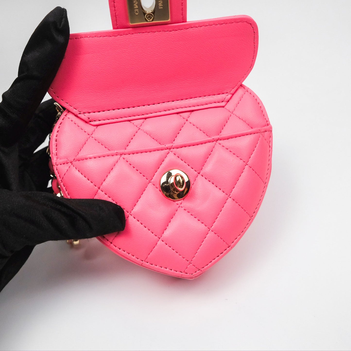 Chanel Small Heart Bag Pink Lambskin Gold Hardware 22S