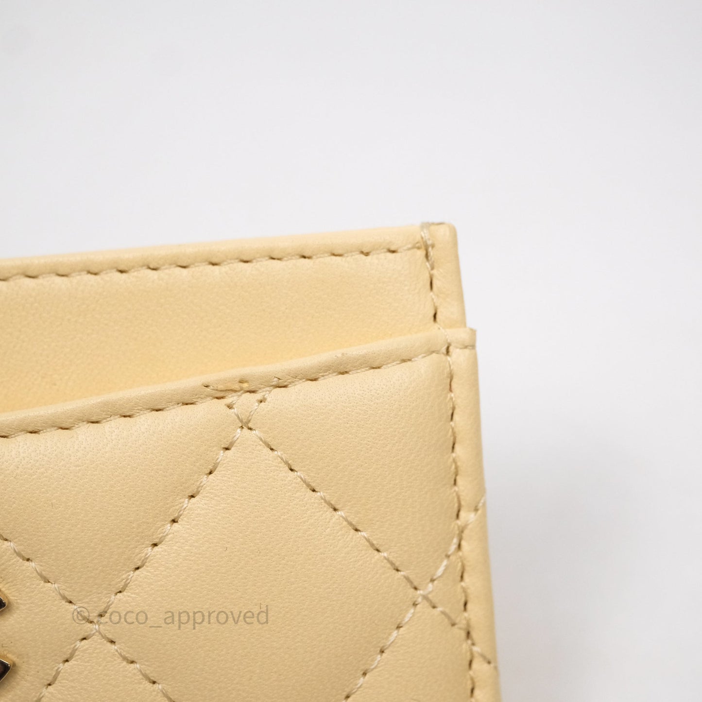 Chanel Classic Flat Card Holder Yellow Lambskin Gold Hardware