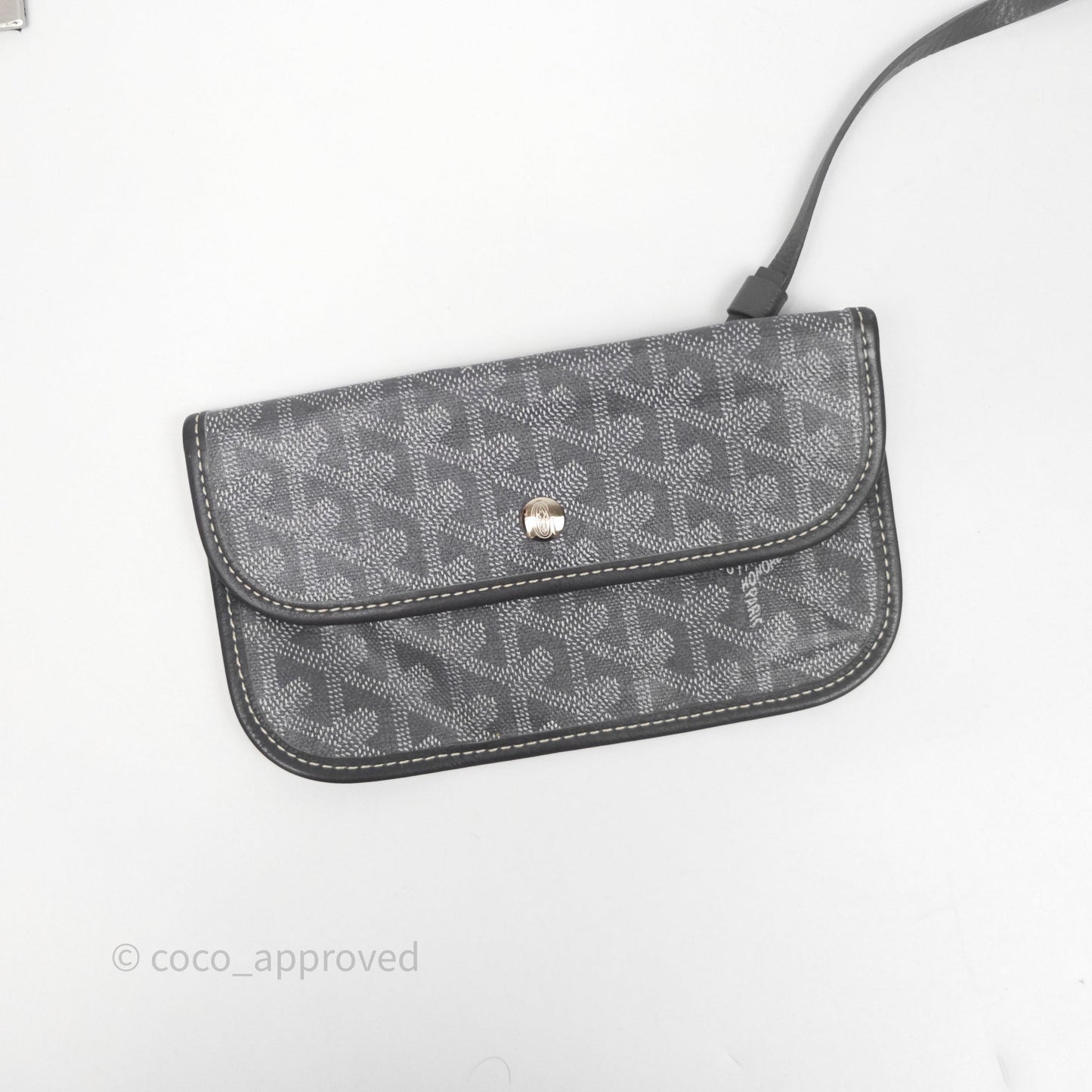 Goyard St Louis Tote PM ⁣⁣⁣⁣⁣⁣⁣⁣⁣⁣⁣⁣⁣⁣⁣⁣⁣⁣⁣⁣Grey