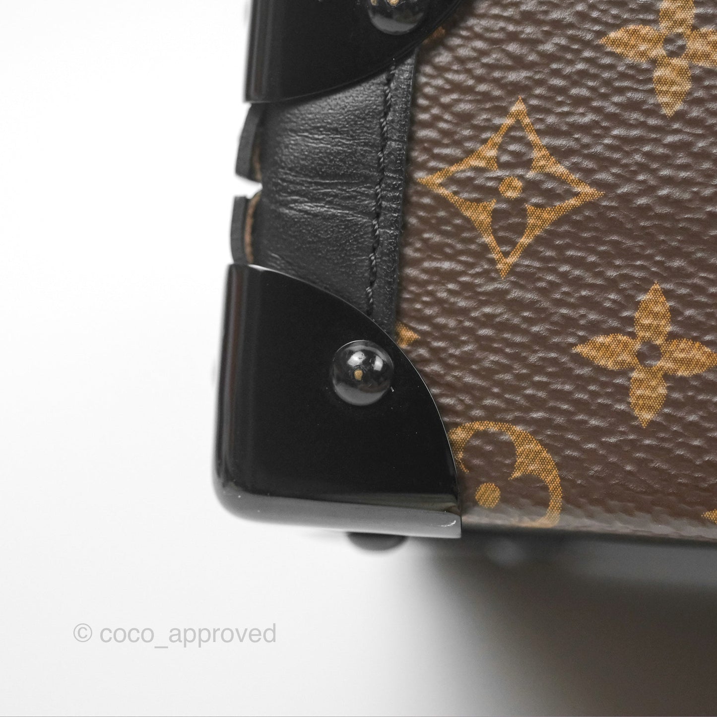 Louis Vuitton Monogram Petite Malle