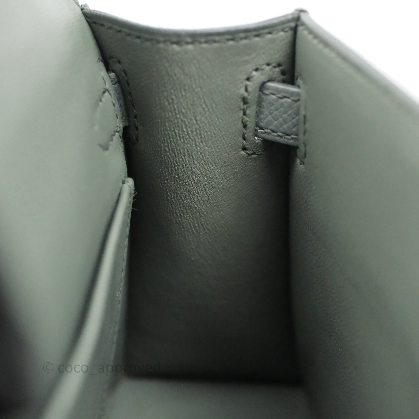 Hermès Mini Kelly Vert Amande 63 Epsom Gold Hardware