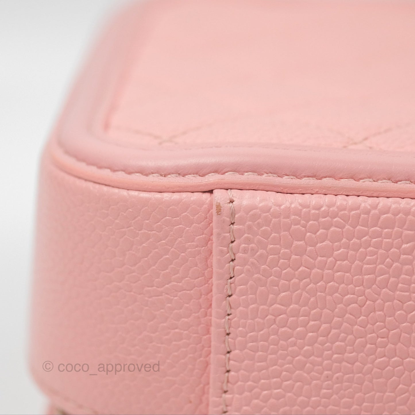 Chanel Quilted Medium CC Filigree Vanity Case Pink Caviar Gold Hardware