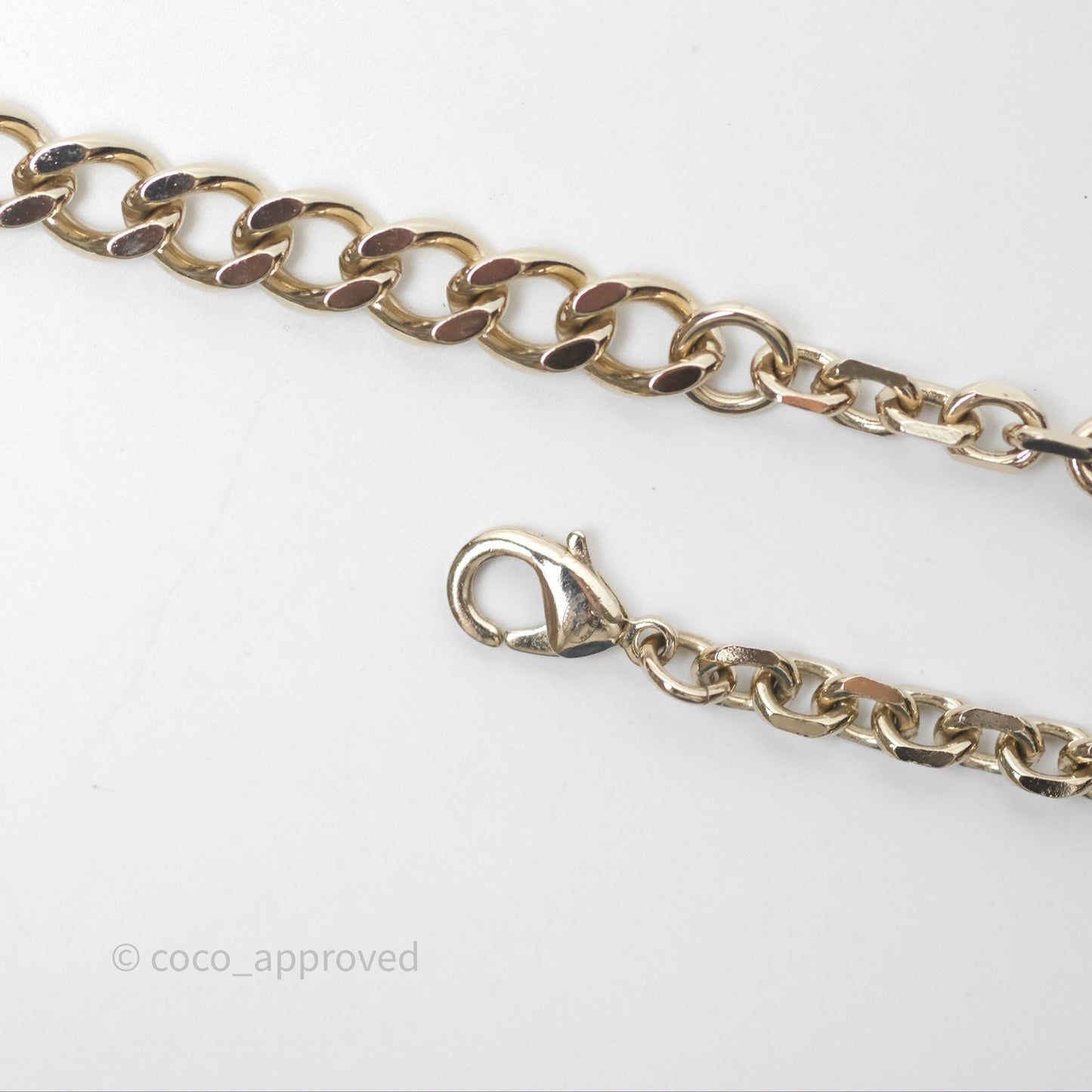 Chanel CC Metal Pearl Perfume Bottle Locket Necklace Gold Tone