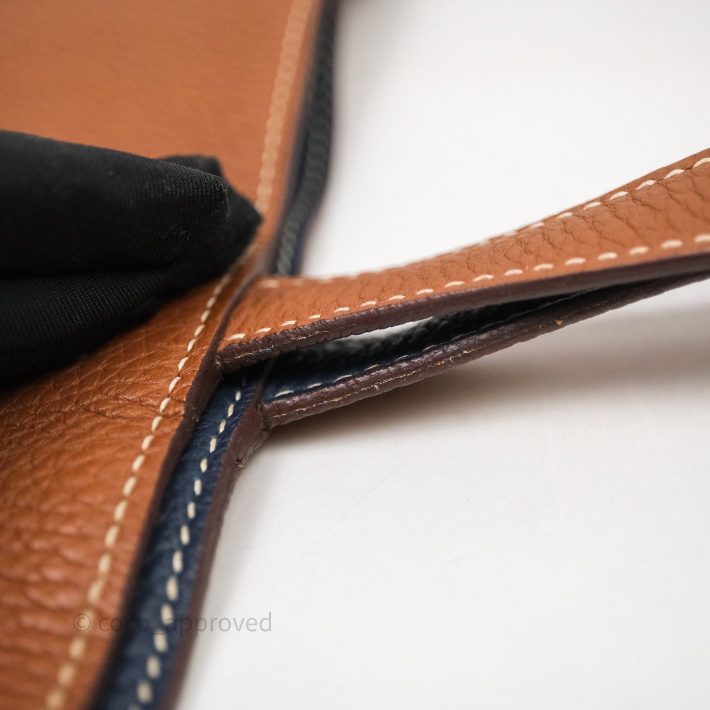 Hermès Double Sens Tote 36 Gold/Navy Clemence