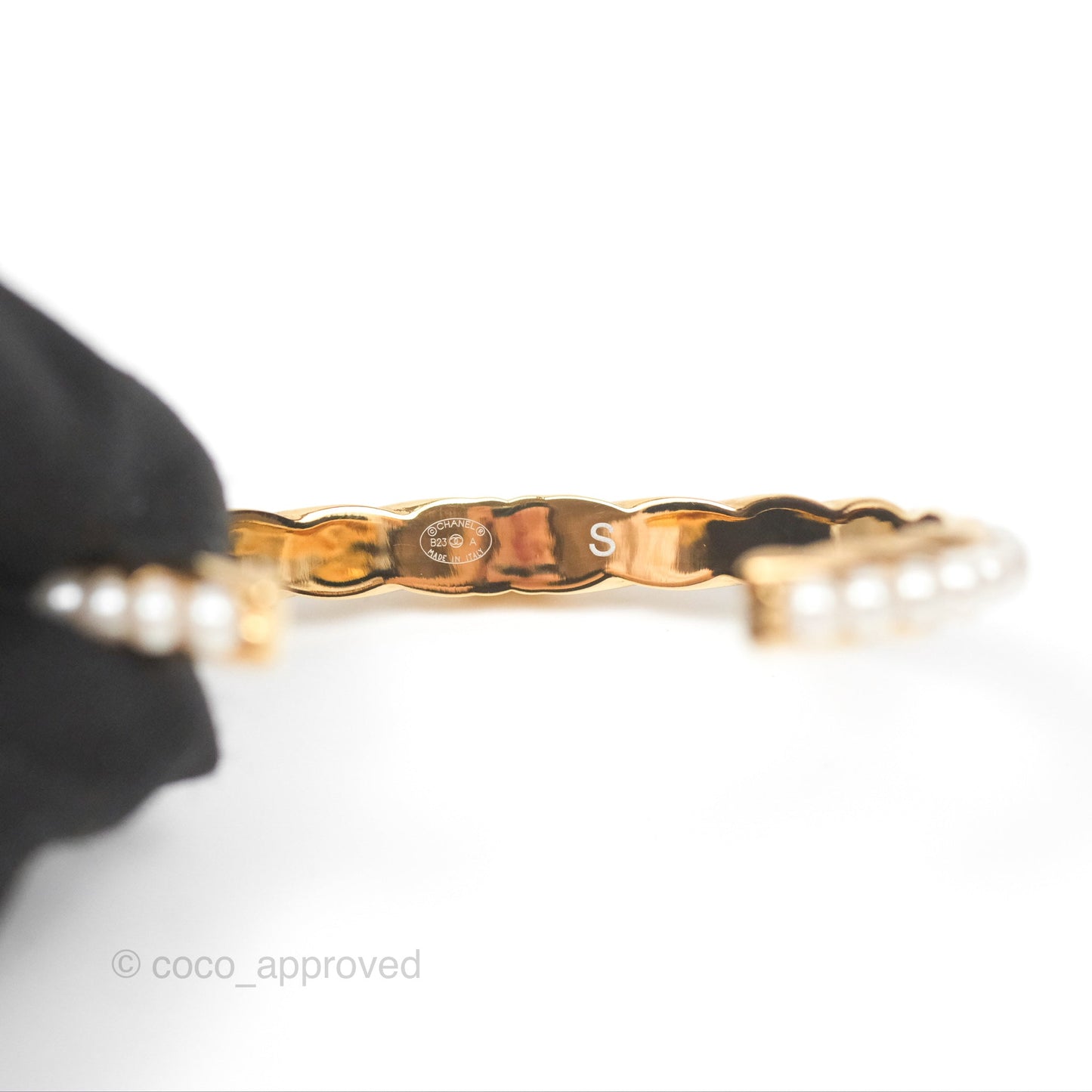 Chanel CC Pearls Bangle Bracelet Gold Tone 23A