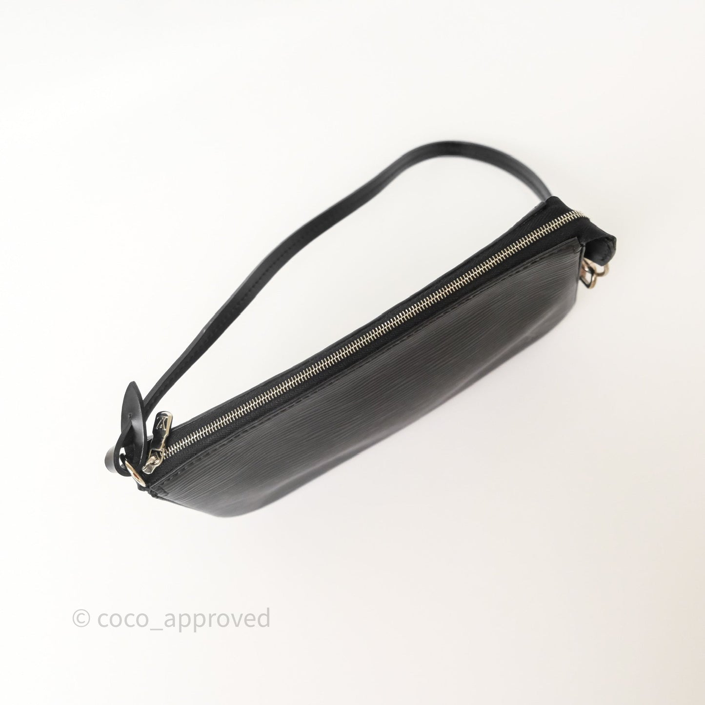 Louis Vuitton Pochette Black Epi