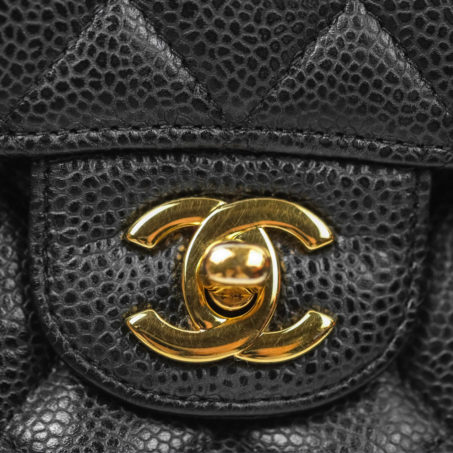 Chanel Classic M/L Medium Flap Quilted Black Caviar Gold Hardware