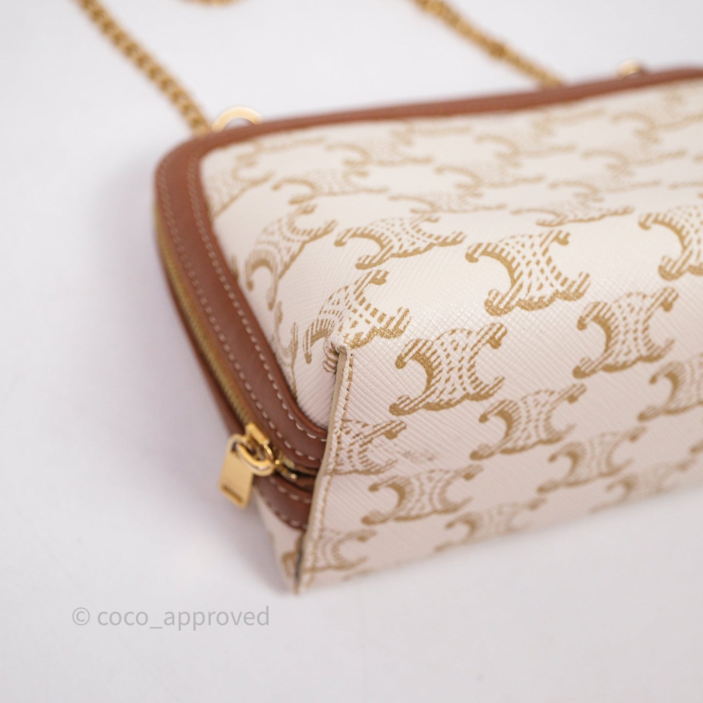 Celine Clutch With Chain Triomphe Canvas Lambskin White/Tan