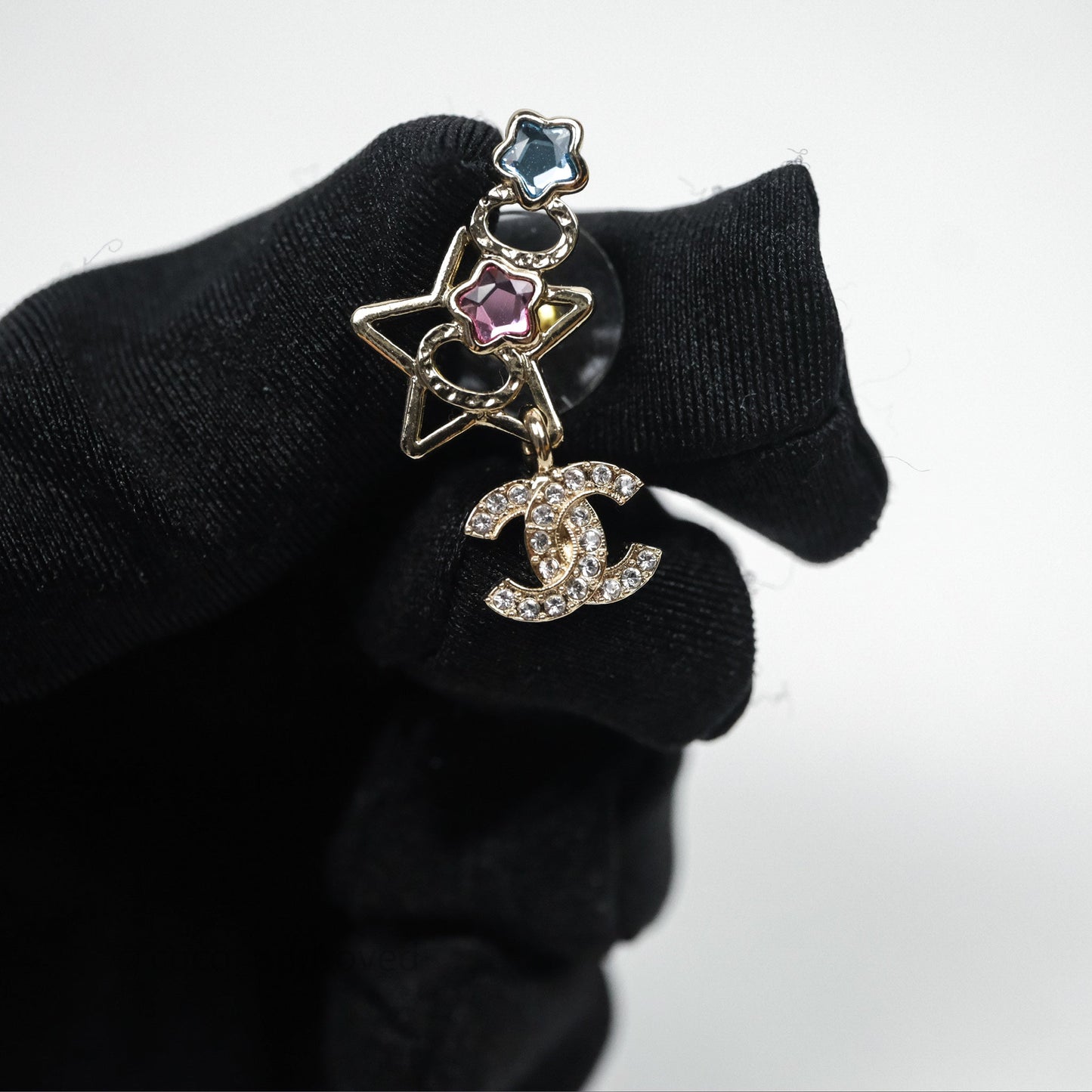 Chanel Crystal Drop CC Star Earrings Gold Tone 25P