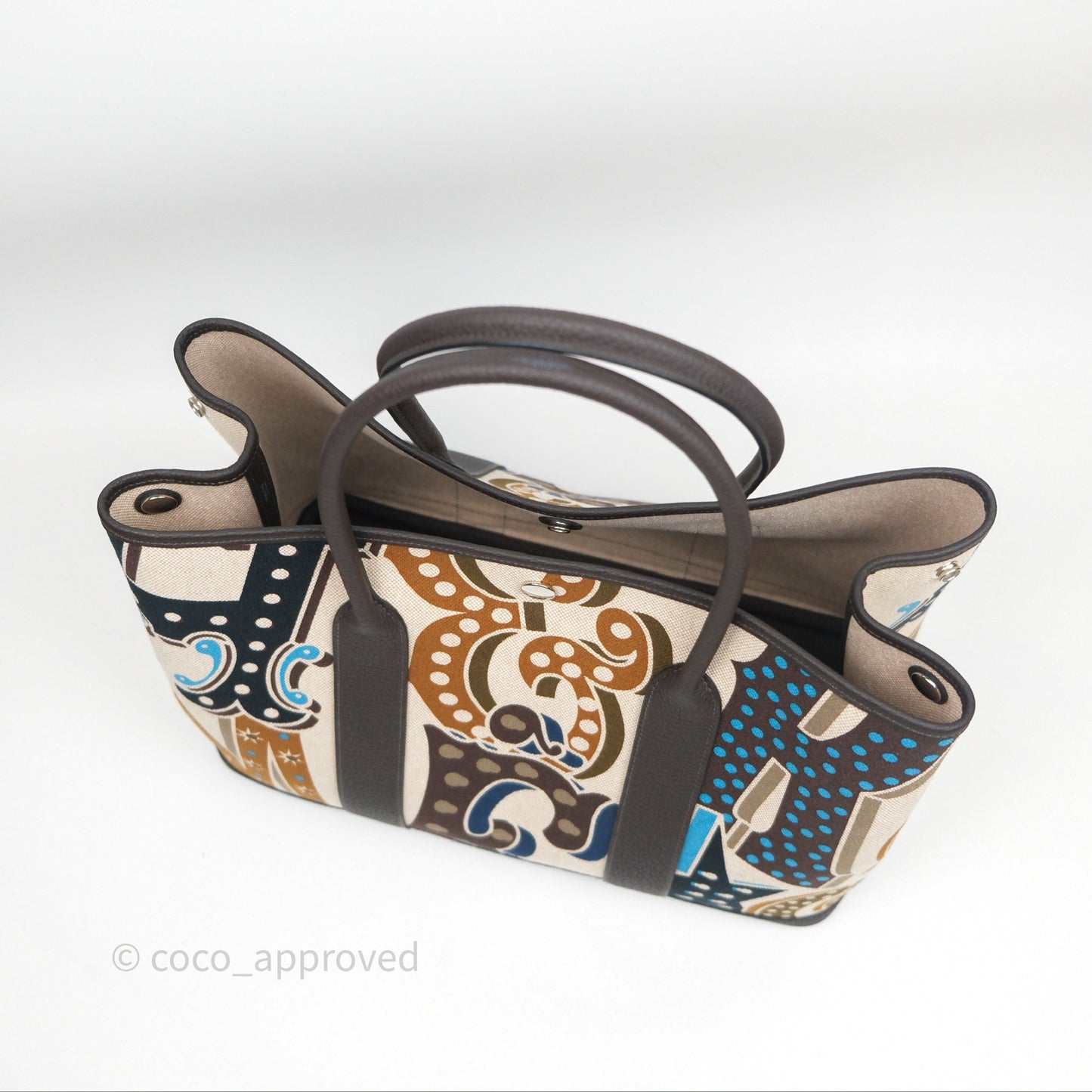 Hermès Garden Party 36 Printed H Plume Canvas/ Negonda Caramel 28/ Ecru-beige 14/ Ebene 46
