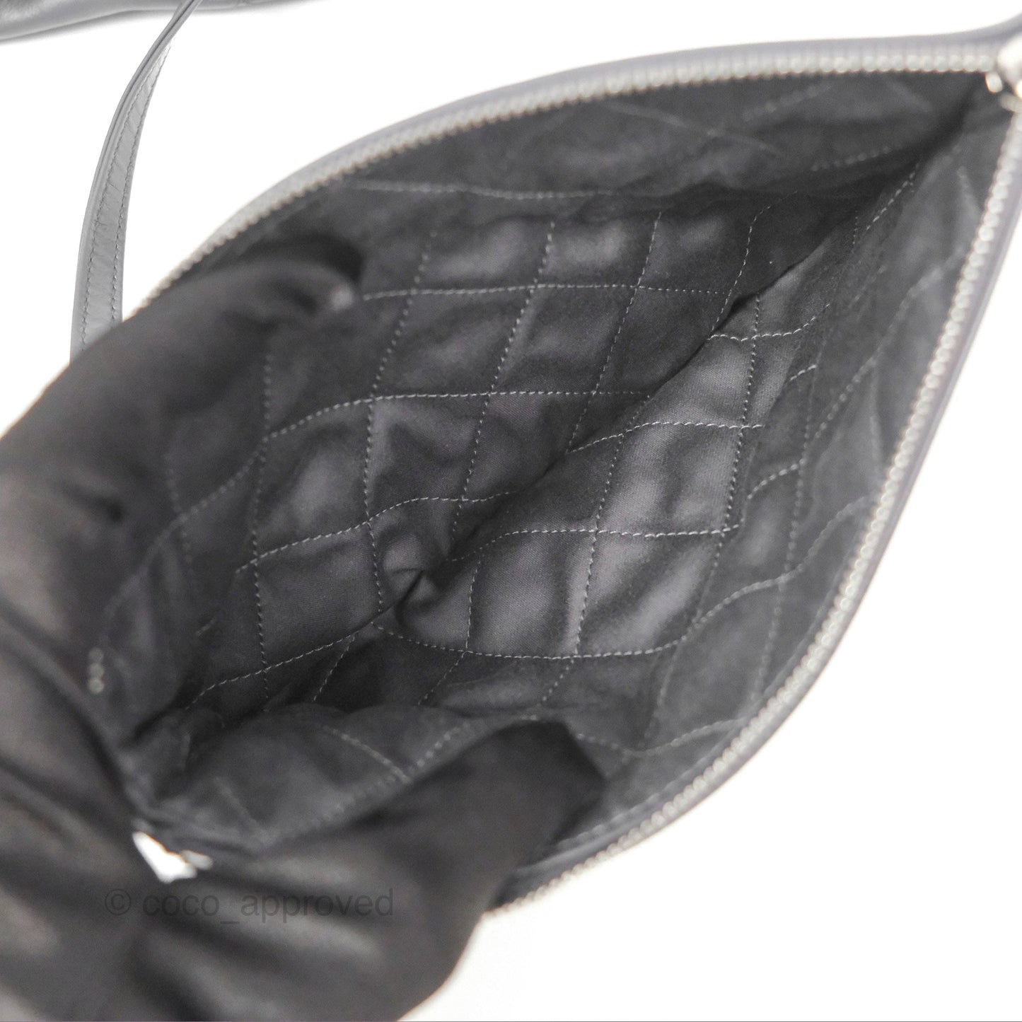 Chanel 22 Medium Grey Shiny Aged Calfskin Matte Silver Hardware