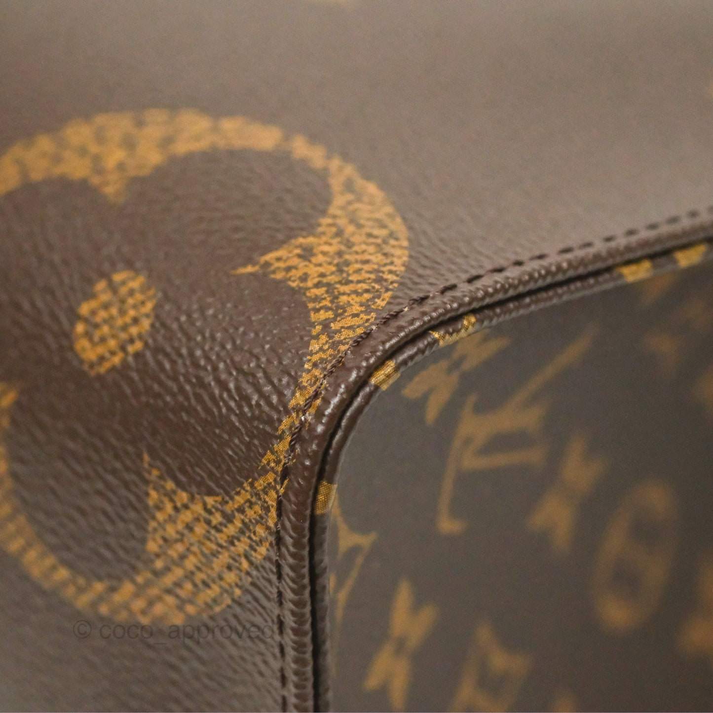 Louis Vuitton OnTheGo MM Reverse Monogram