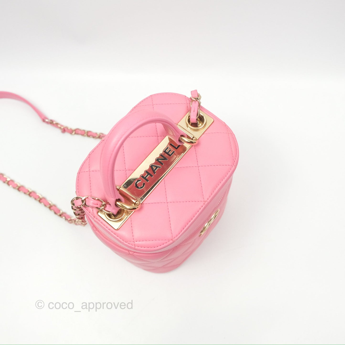 Chanel Small Quilted Top Handle Vanity Case Pink Lambskin Gold Hardware