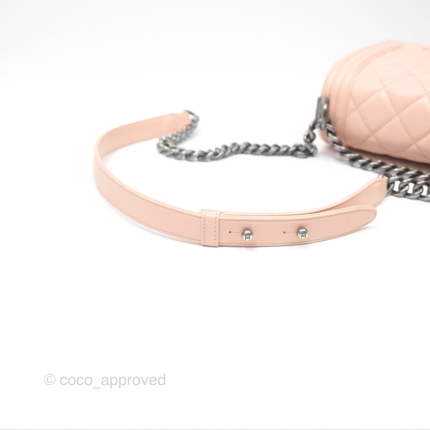 Chanel Quilted New Medium Boy Pink Lambskin Ruthenium Hardware