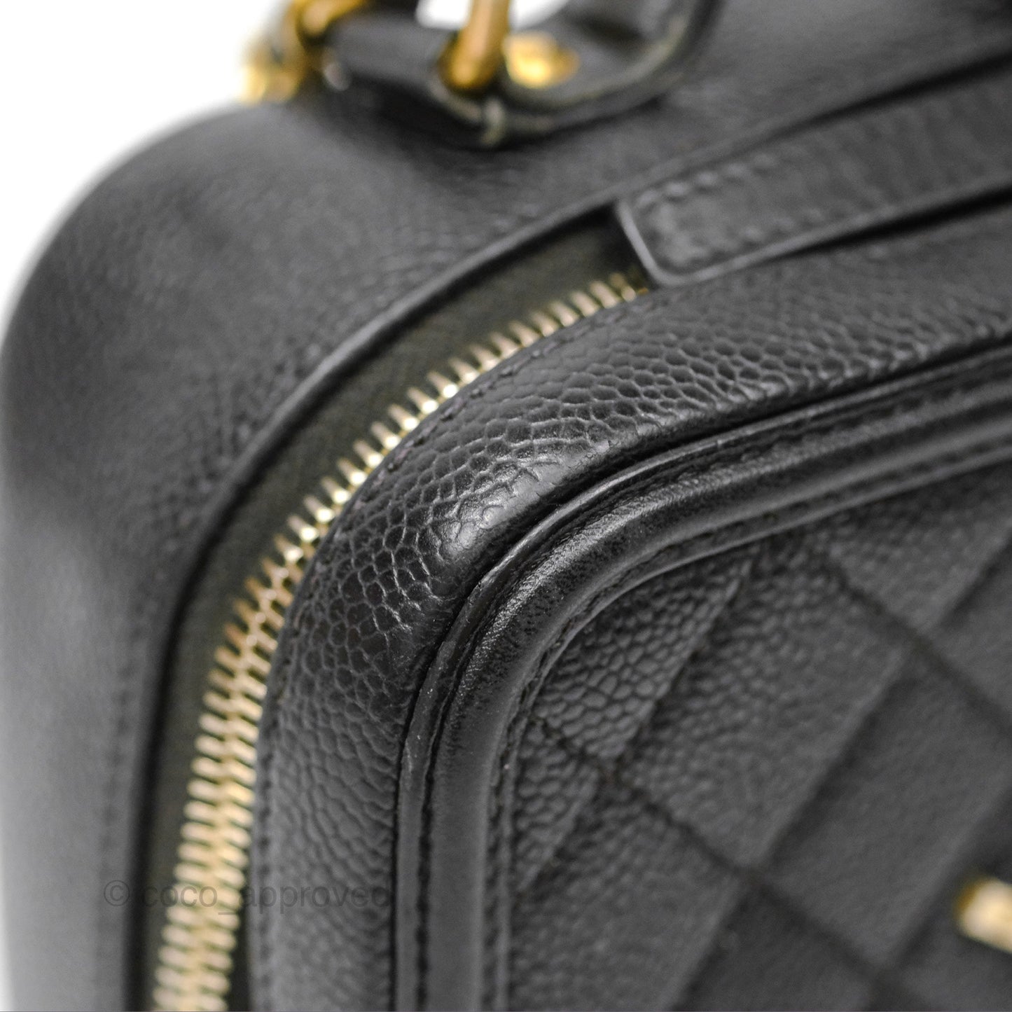 Chanel Quilted Medium CC Filigree Vanity Case Black Caviar Gold Hardware