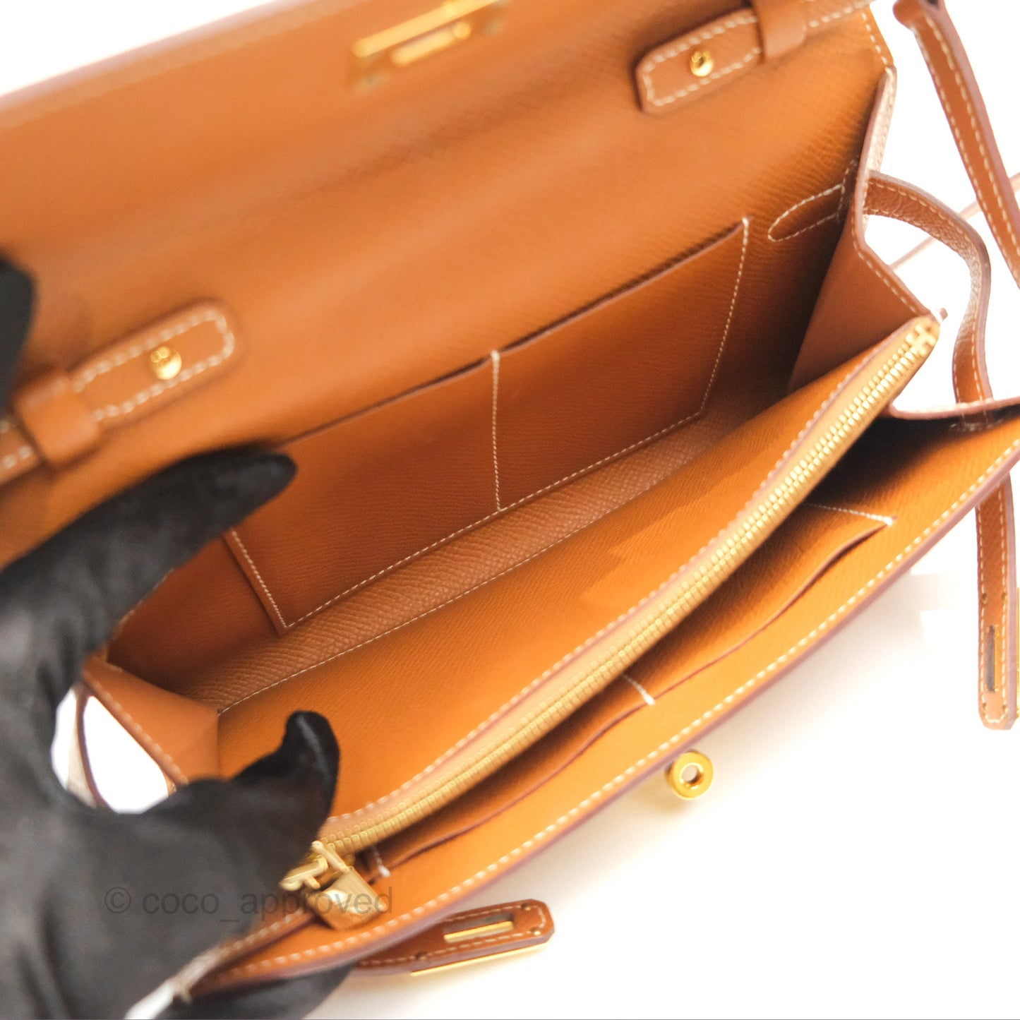 Hermès Kelly To Go Wallet Gold Epsom Gold Hardware
