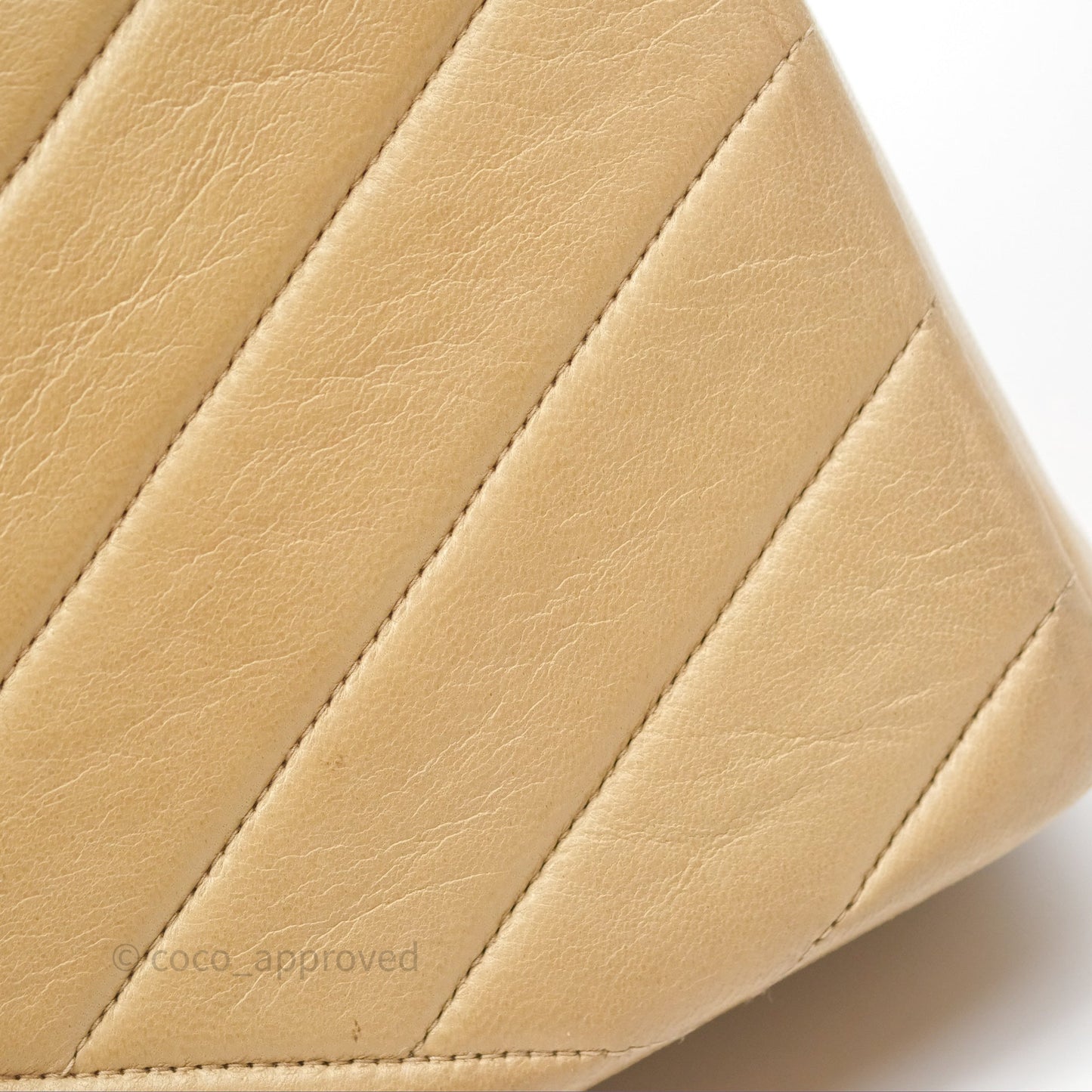 Chanel Vintage Medium Flap Chevron Beige Lambskin 24K Gold Hardware