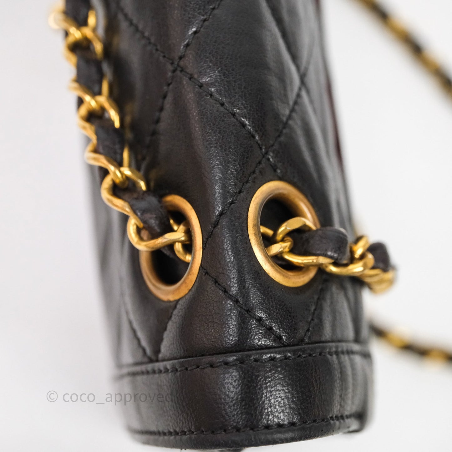 Chanel Quilted Vintage Flap Bag Lambskin Black 24K Gold Hardware