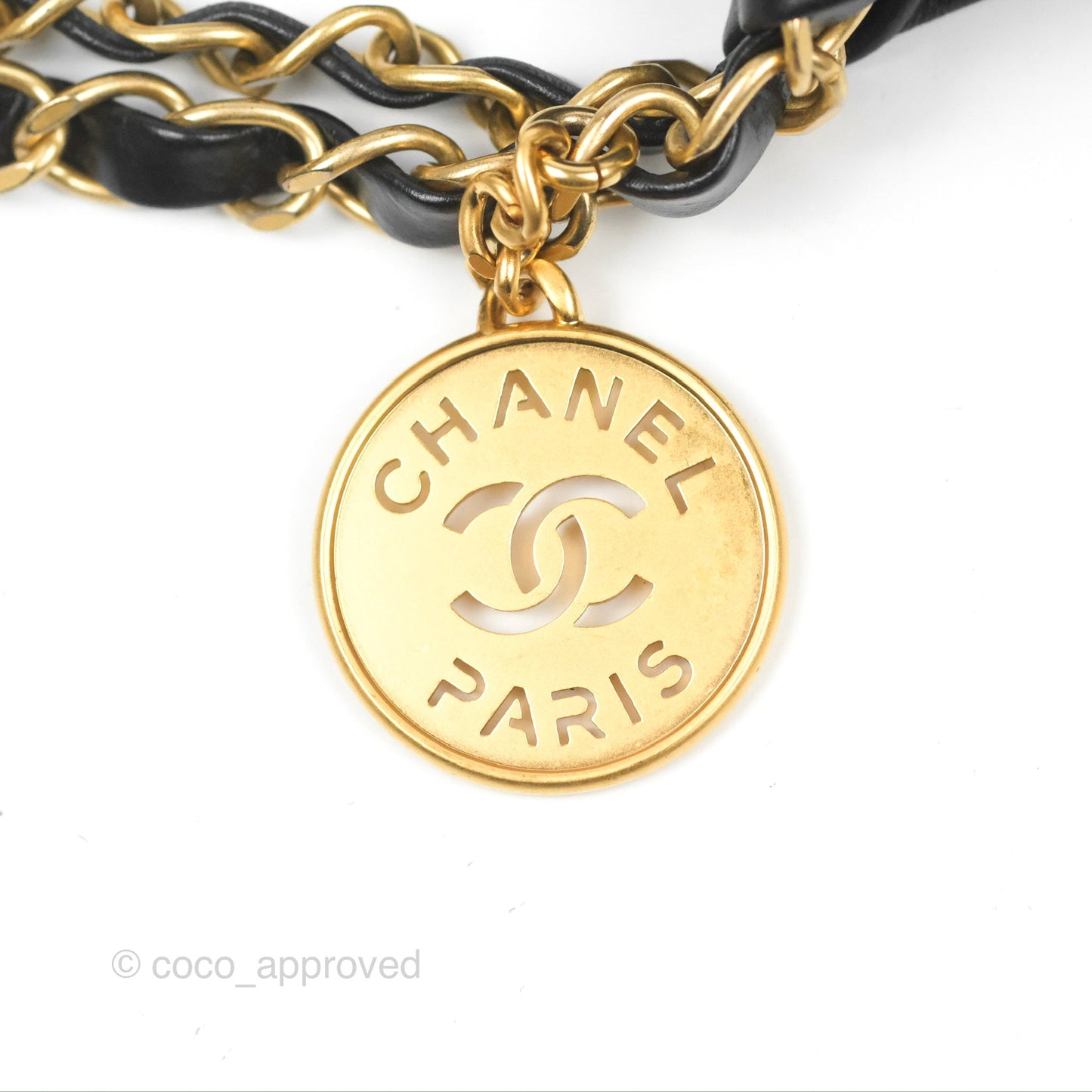 Chanel 22 Medium Black Shiny Calfskin Aged Gold Hardware