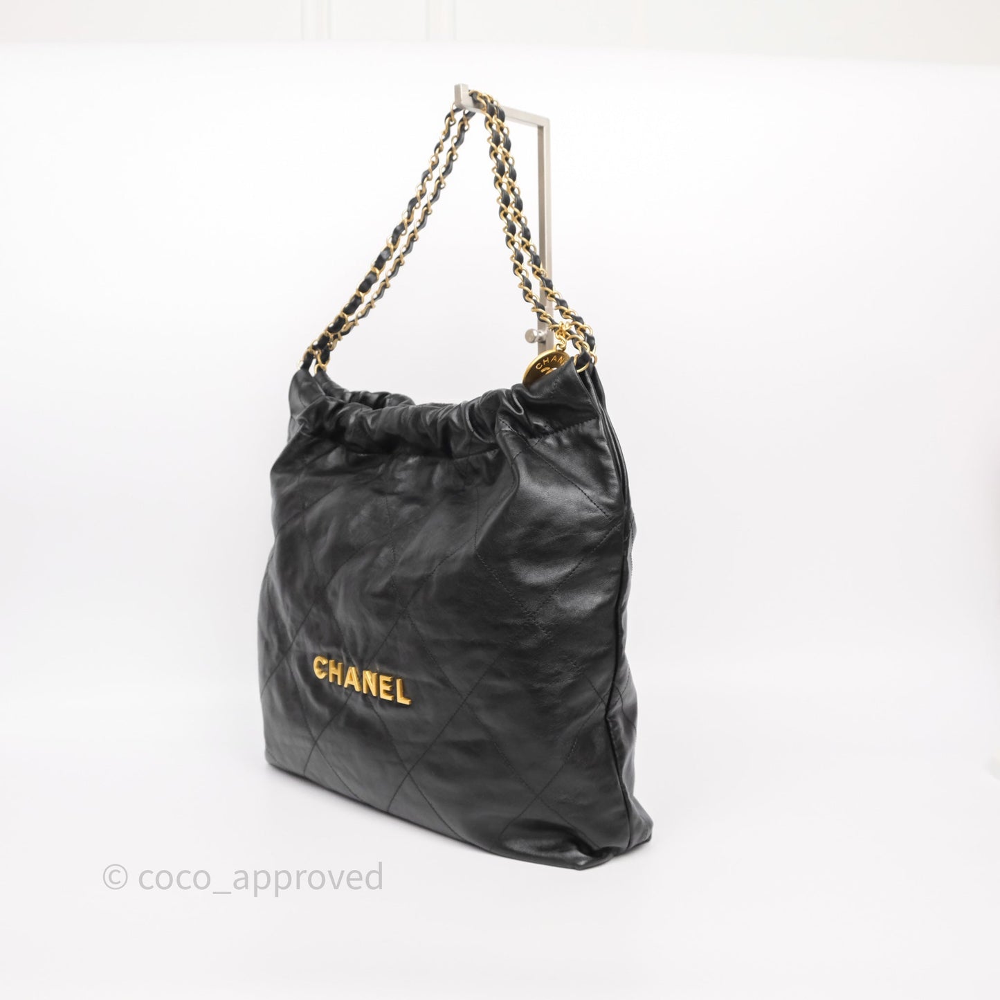 Chanel 22 Bag Medium Black Crumpled Calfskin Aged Gold Hardware