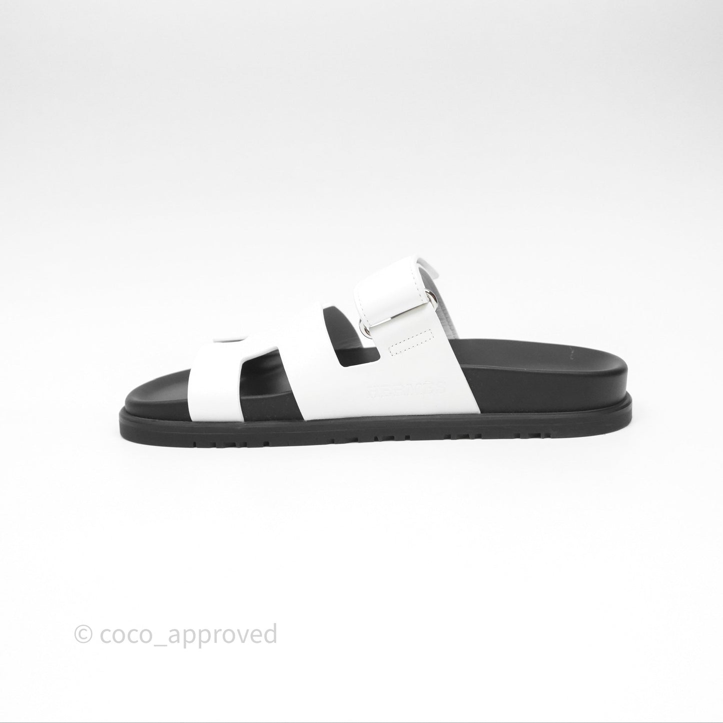 Hermès Chypre Sandal Calfskin Black/White Size 36