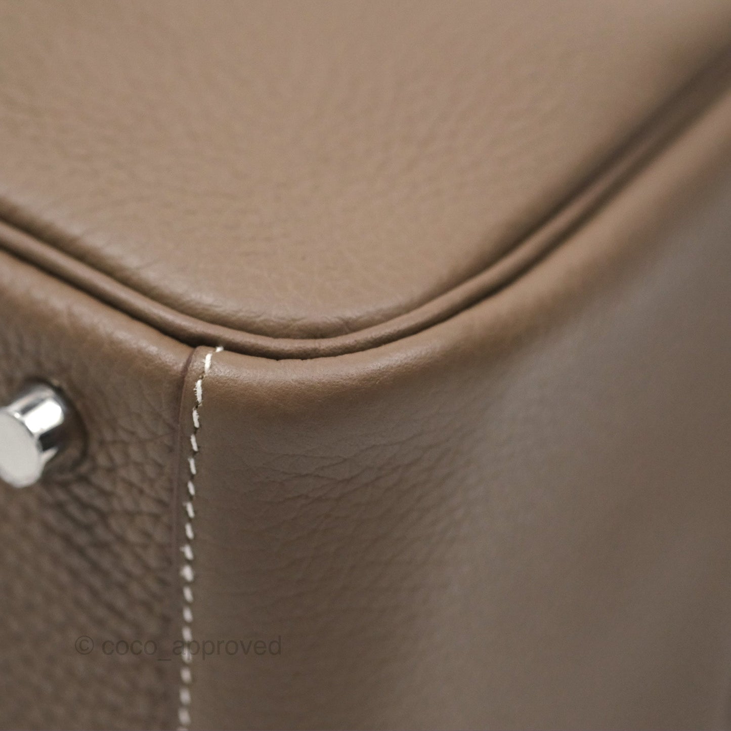 Hermès Lindy 26 Clemence Etoupe 18 Palladium Hardware