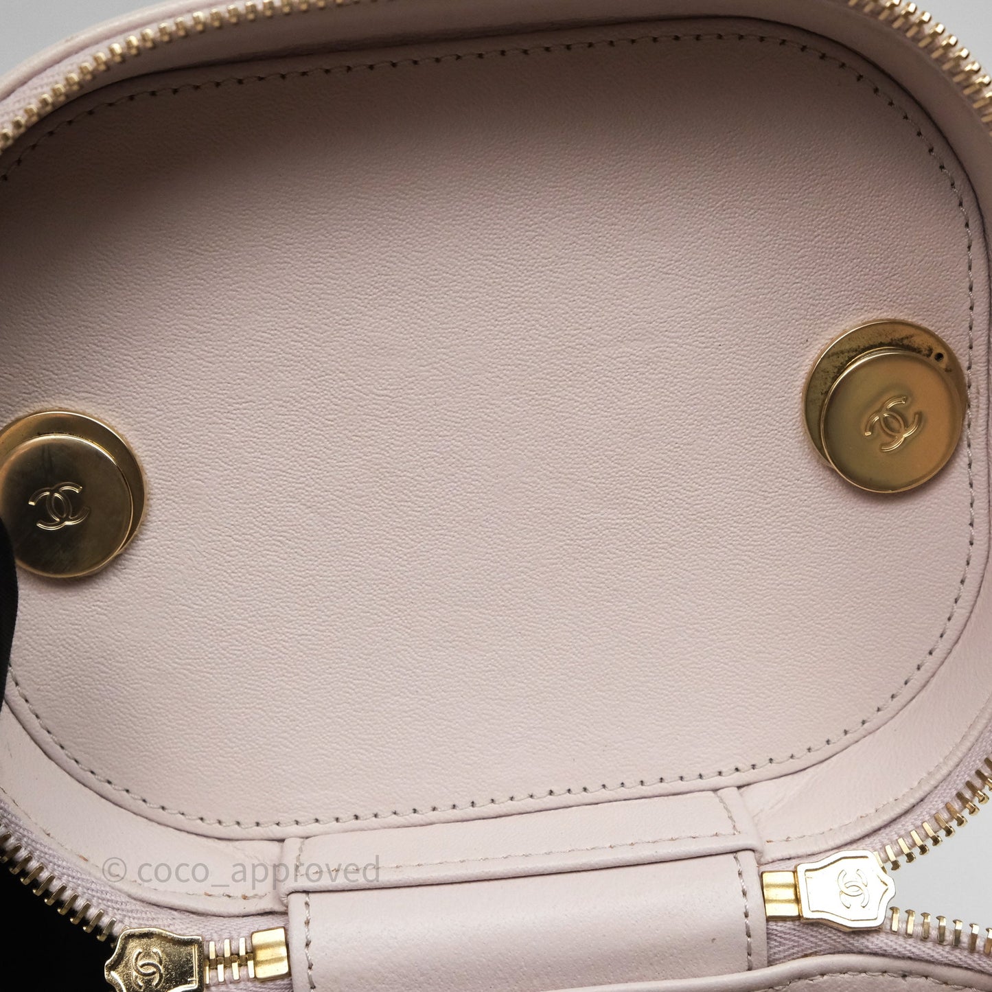 Chanel Trendy CC Vanity Case Lilac Lambskin Gold Hardware