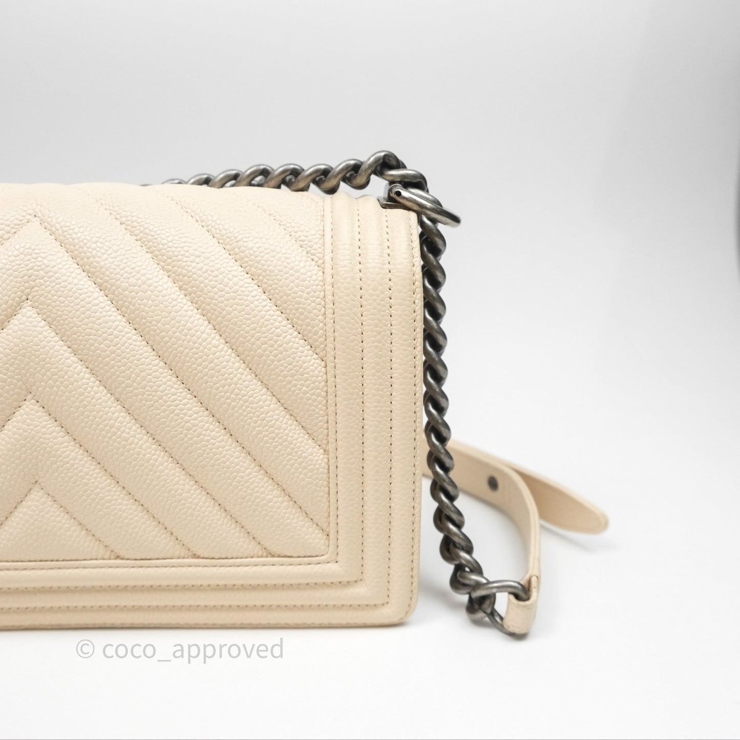 Chanel Medium Boy Chevron Beige Caviar Ruthenium Hardware