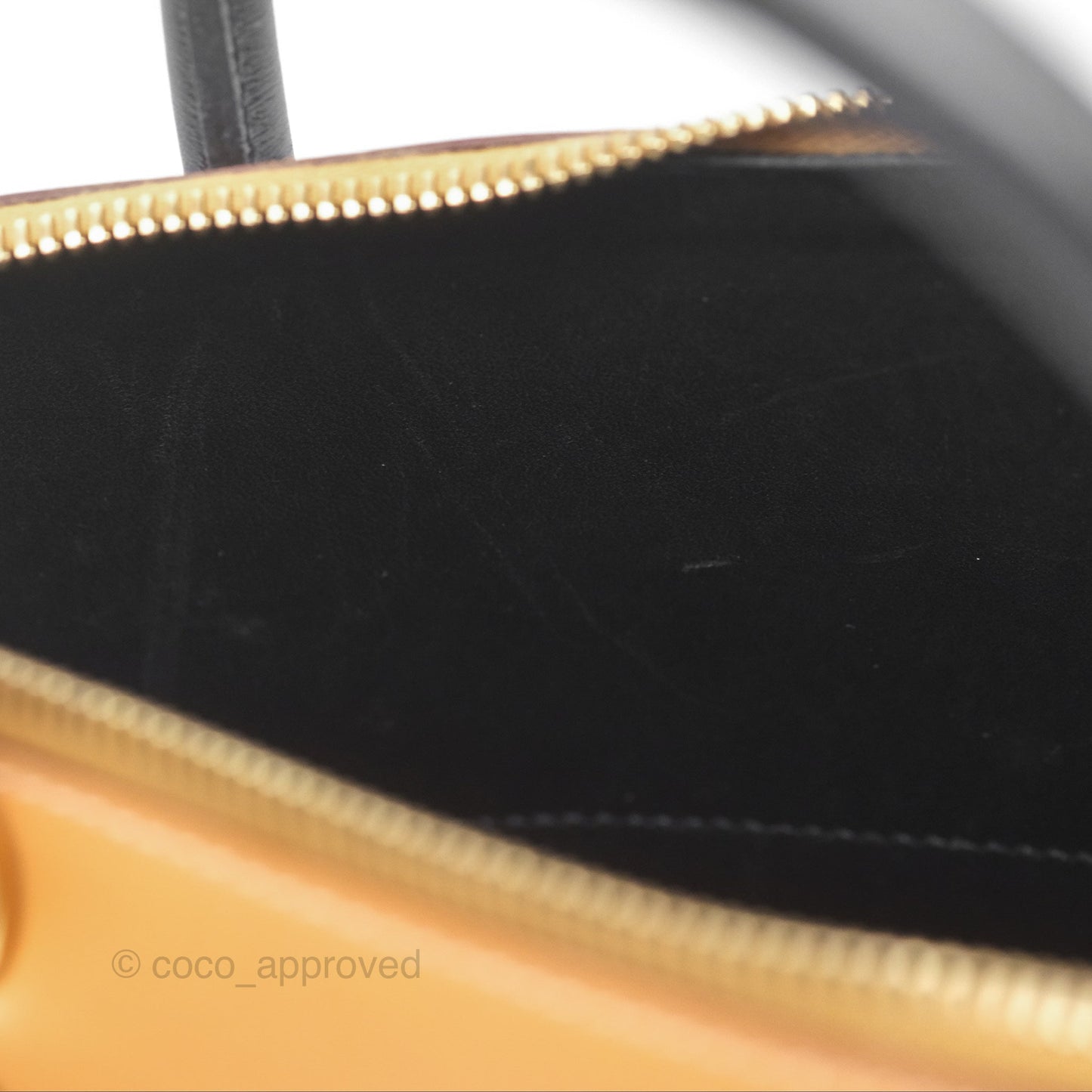 Hermès Bolide 31 Noir 89 / Natural Box Leather Gold Hardware