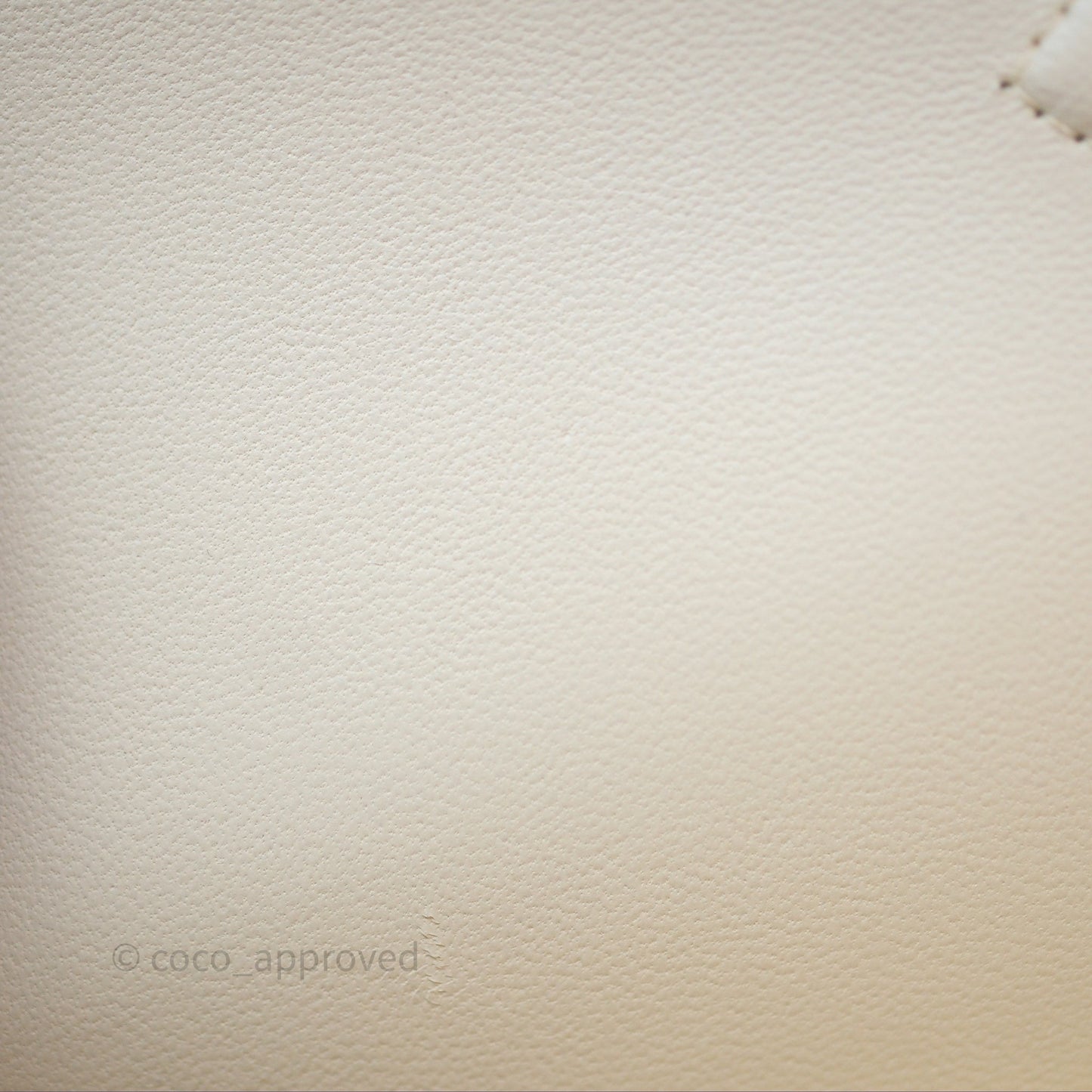 Chanel M/L Medium Classic Flap Quilted White Caviar Gold Hardware