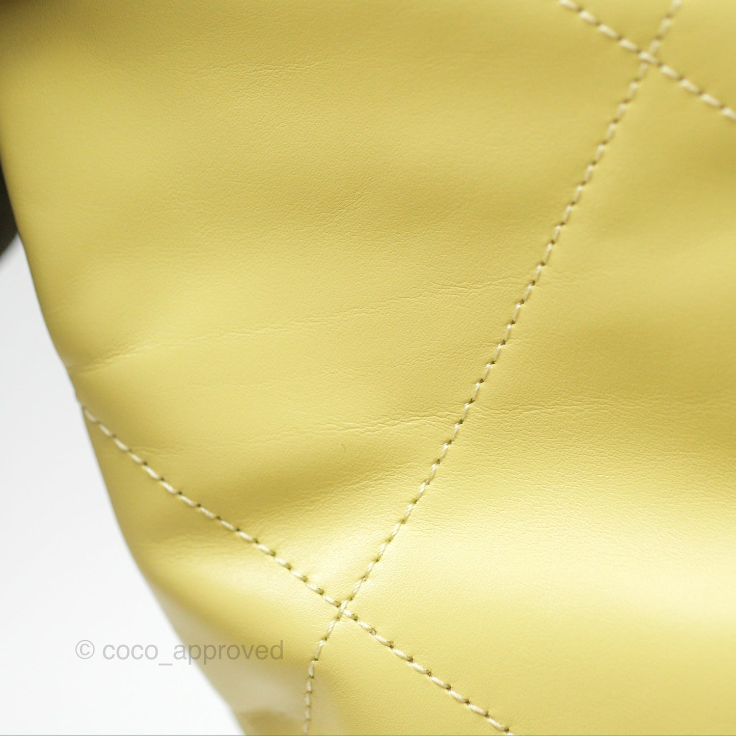 Chanel 22 Small Lime Green Shiny Aged Calfskin Aged Gold Hardware