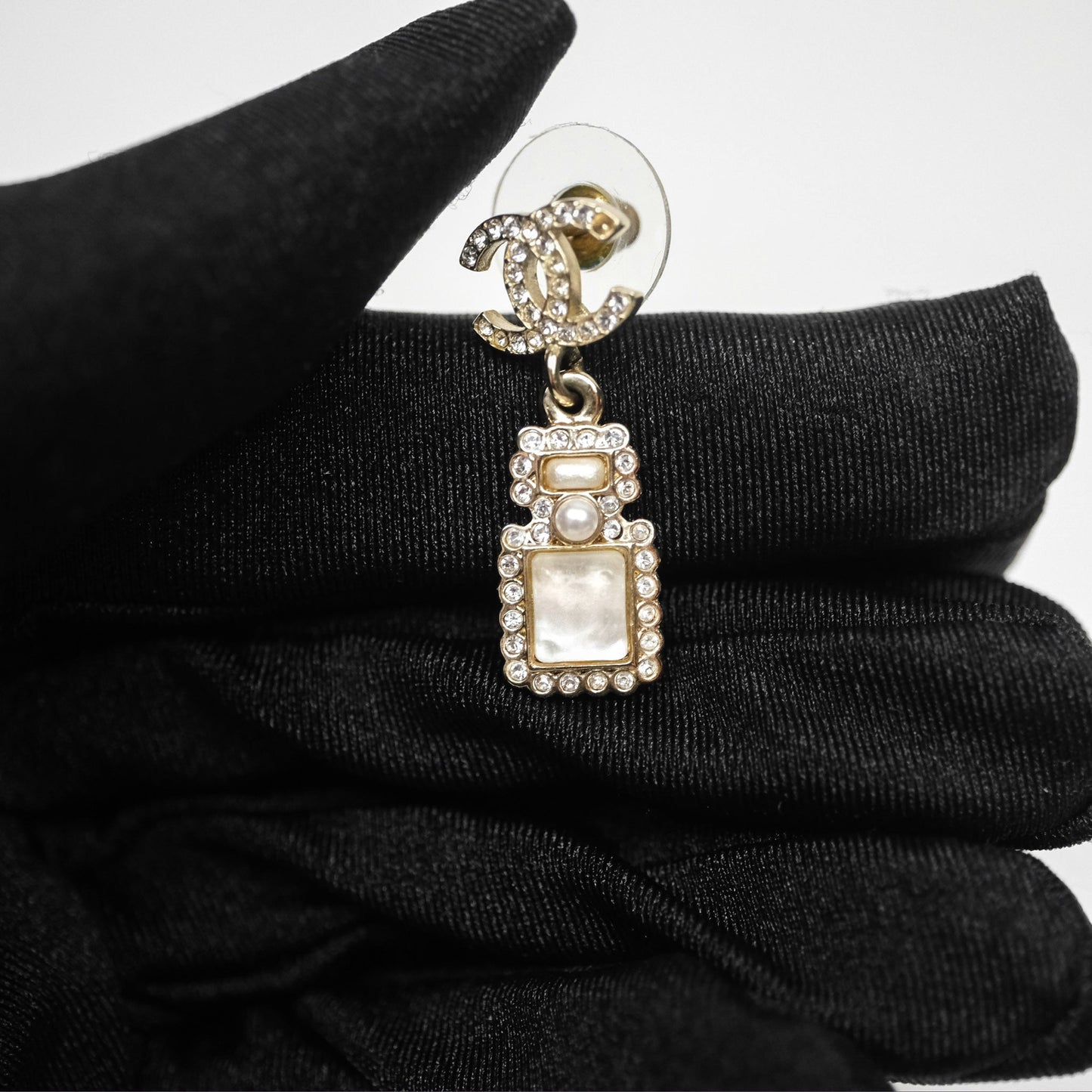 Chanel CC Crystal Perfume Bottle Earrings Gold Tone 21K