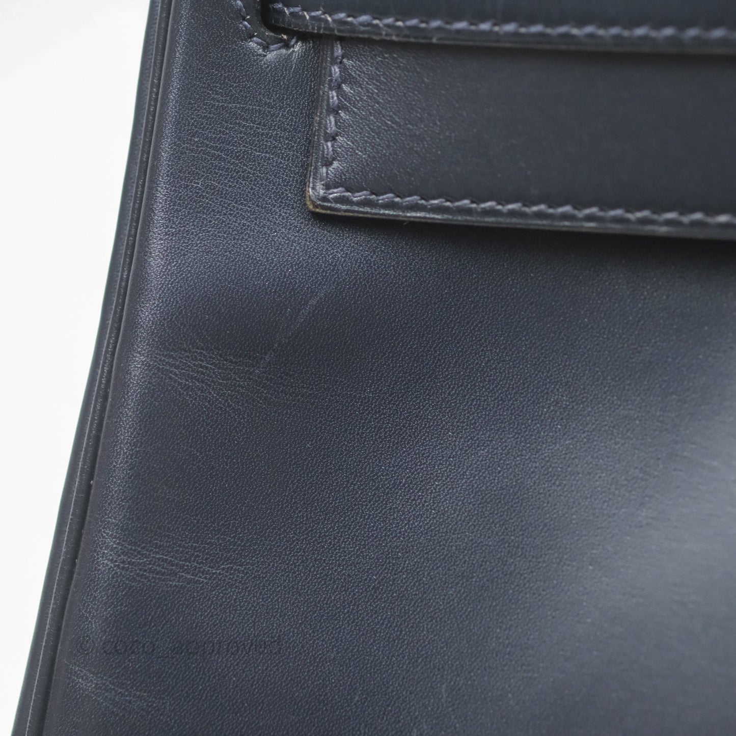 Hermès Vintage Kelly 28 Retourn Navy Box Leather Gold Hardware