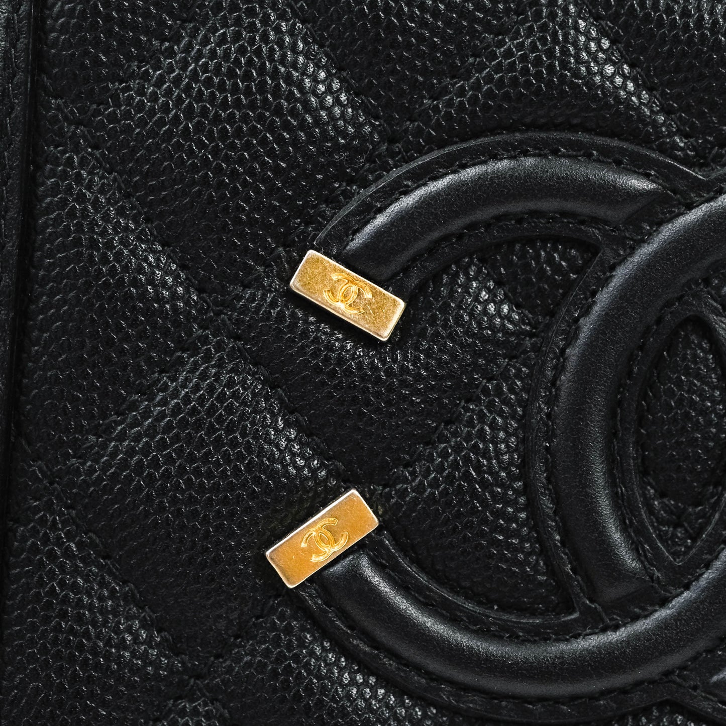 Chanel CC Filigree Vanity Clutch With Chain Caviar Black
