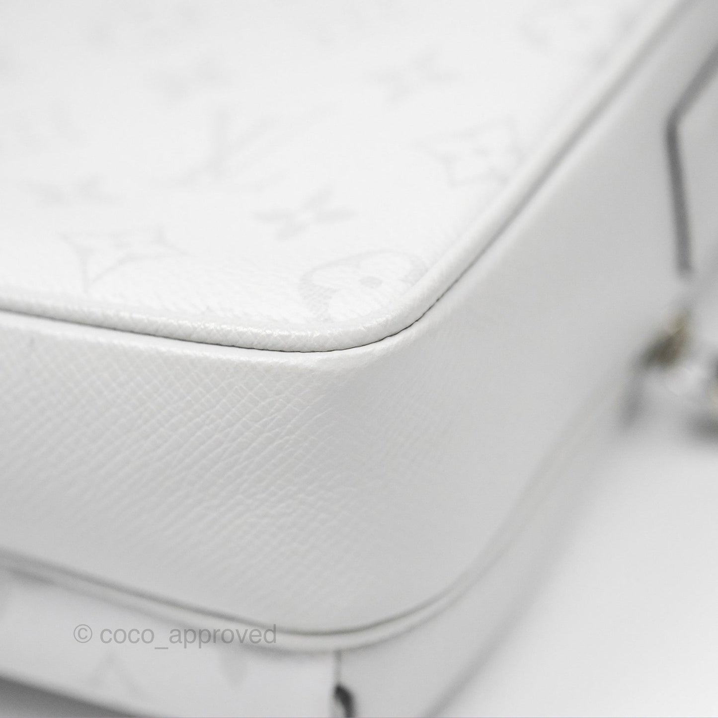Louis Vuitton Monogram Taigarama Outdoor Messenger
