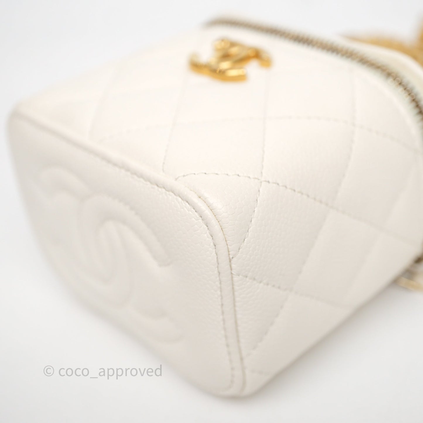 Chanel Heart Crush Mini Vanity With Chain White Caviar Aged Gold Hardware
