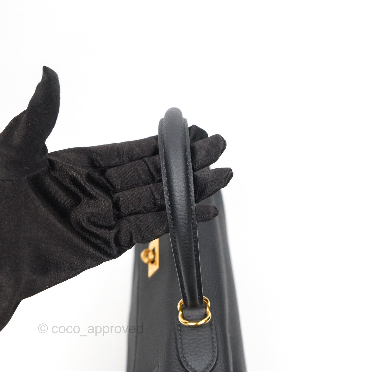 Hermès Retourne Kelly 28 Black Noir 89 Togo Gold Hardware